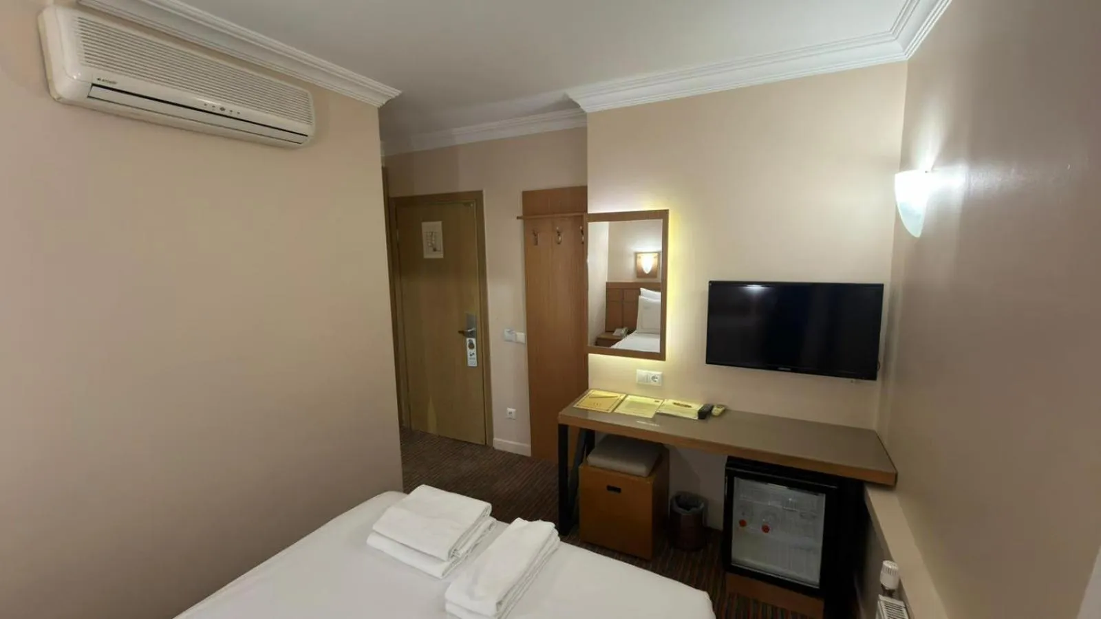 TV and multimedia, Bed in Sude Konak