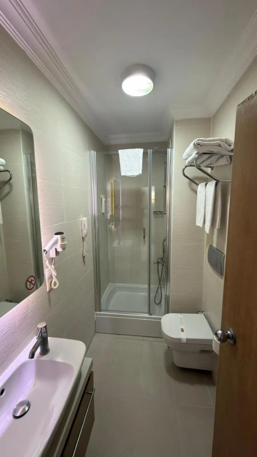 Shower in Sude Konak