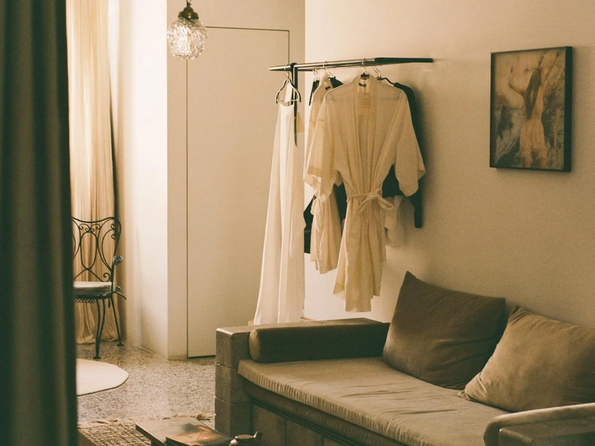 Seating area in Mona Athens