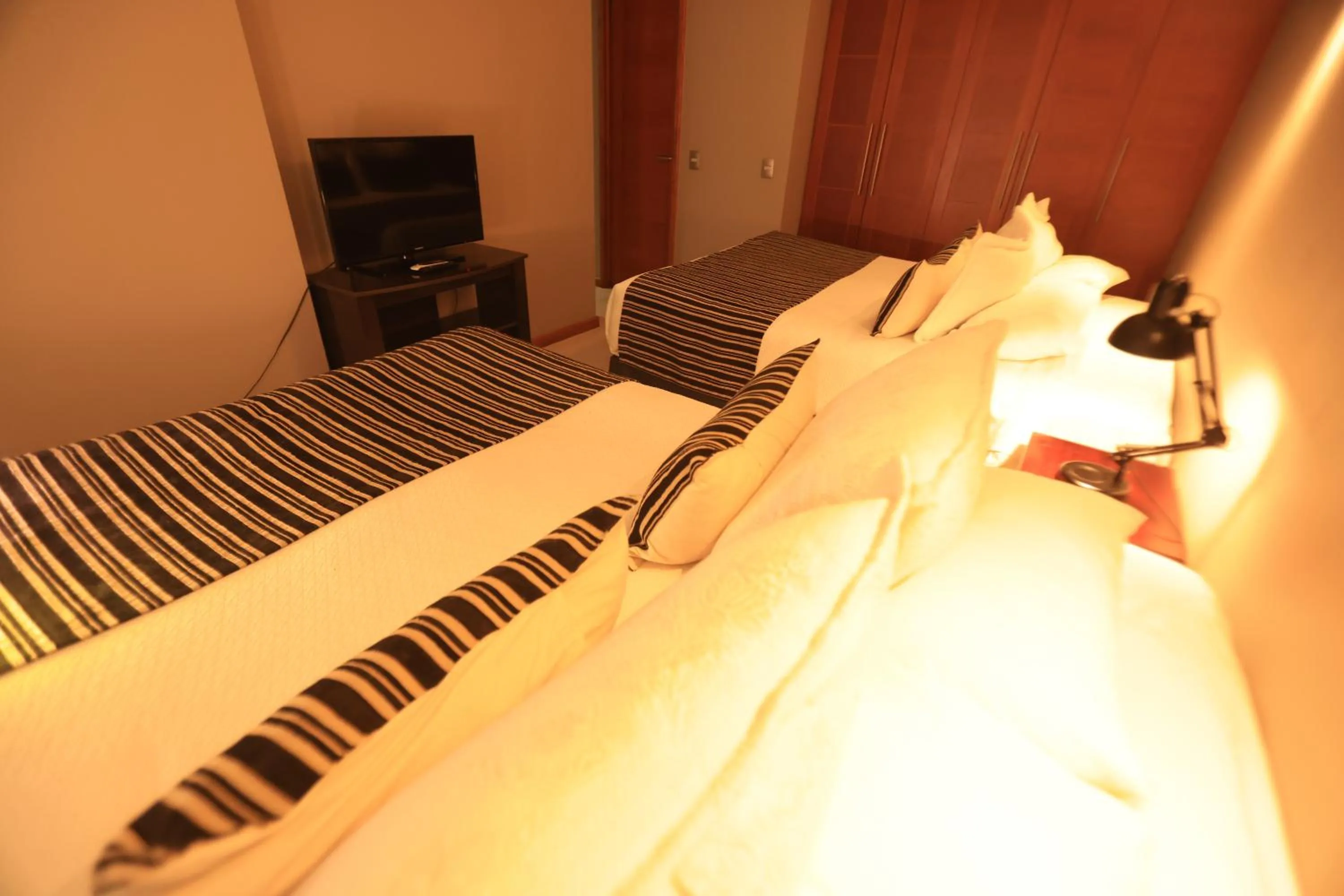 Bed in Apart Hotel Aragon Portal