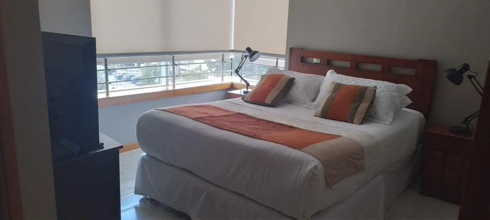 Bed in Apart Hotel Aragon Portal