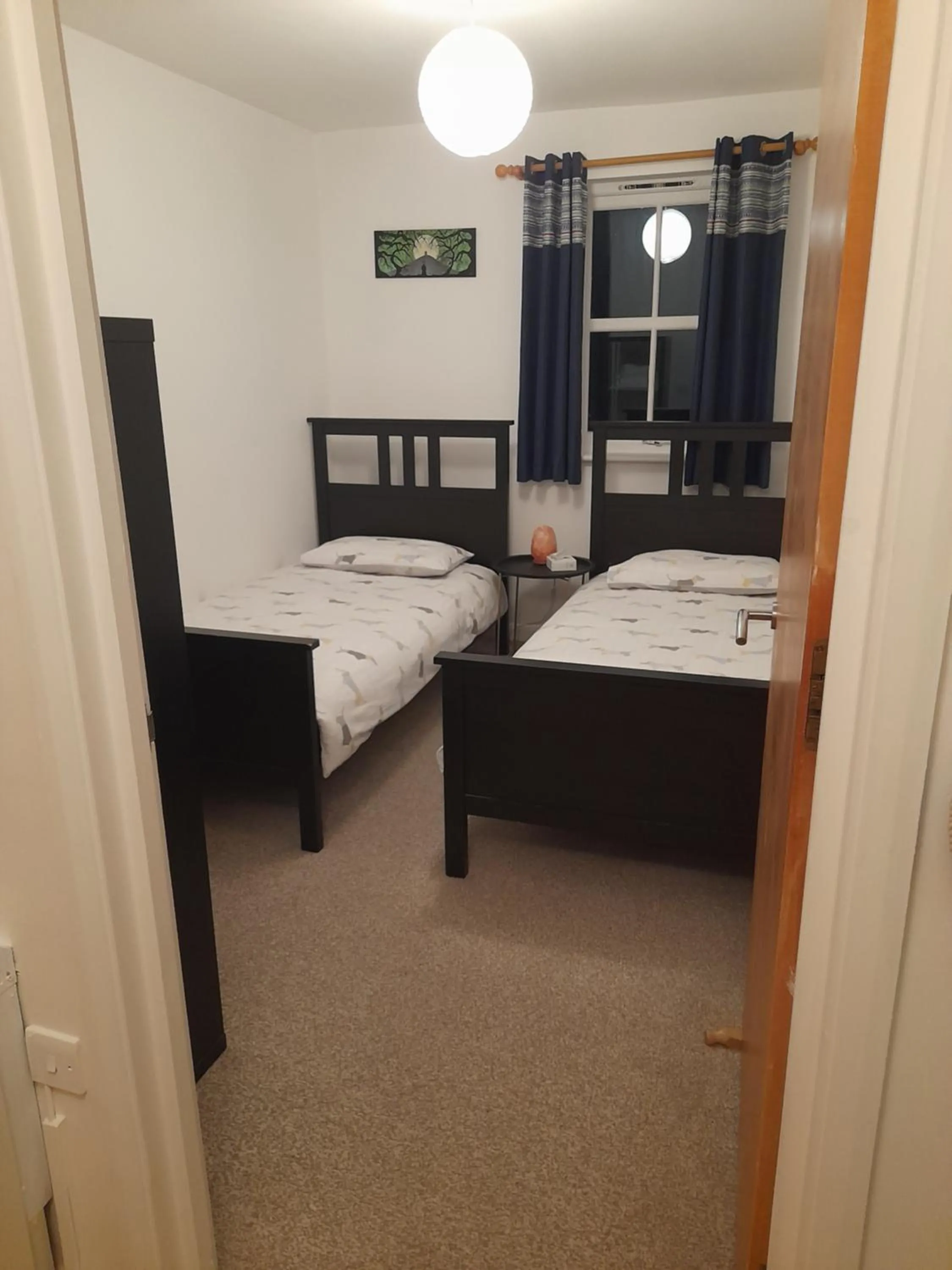 Glastonbury town center-entire apartment