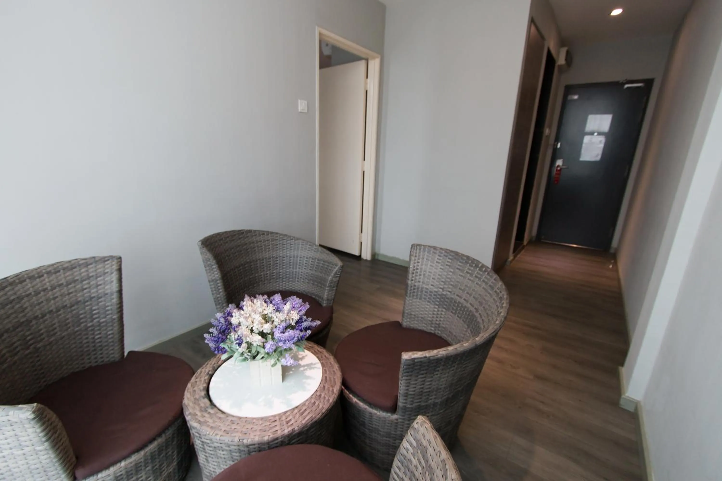 Living room in Hotel 99 Kuala Lumpur City