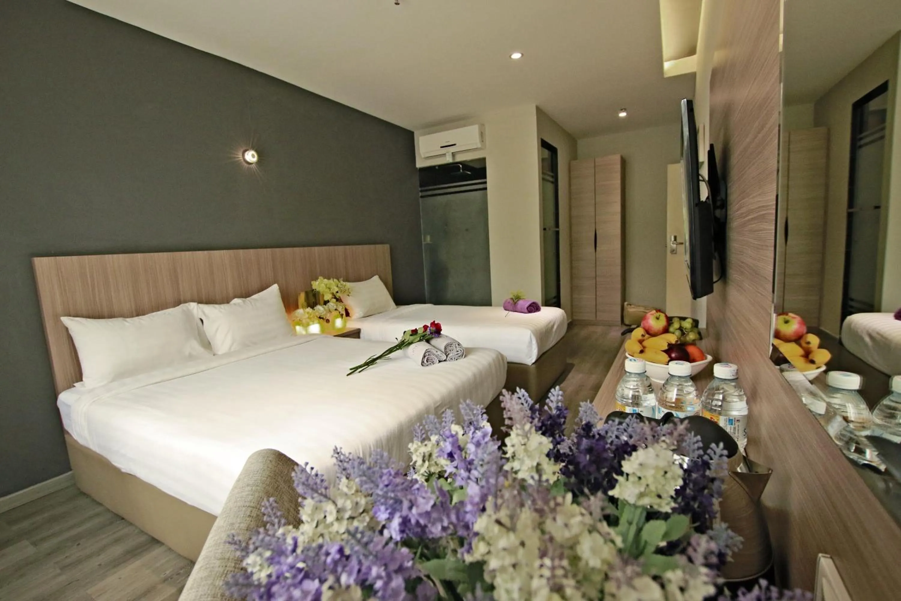 TV and multimedia, Bed in Hotel 99 Kuala Lumpur City