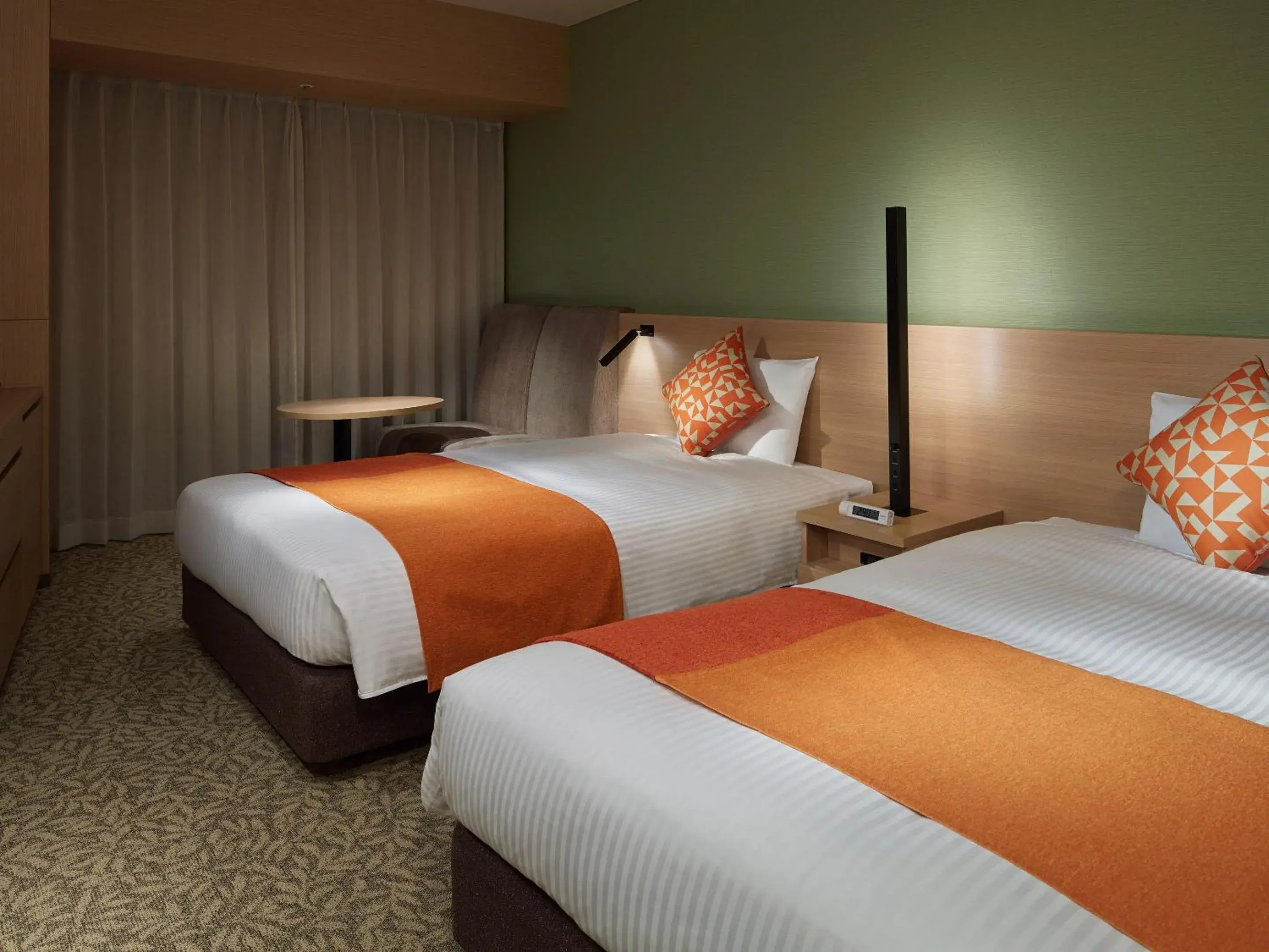 Photo of the whole room, Bed in Mitsui Garden Hotel Kashiwa-No-Ha - Chiba Photo of the whole room, Bed in Mitsui Garden Hotel Kashiwa-No-Ha - Chiba