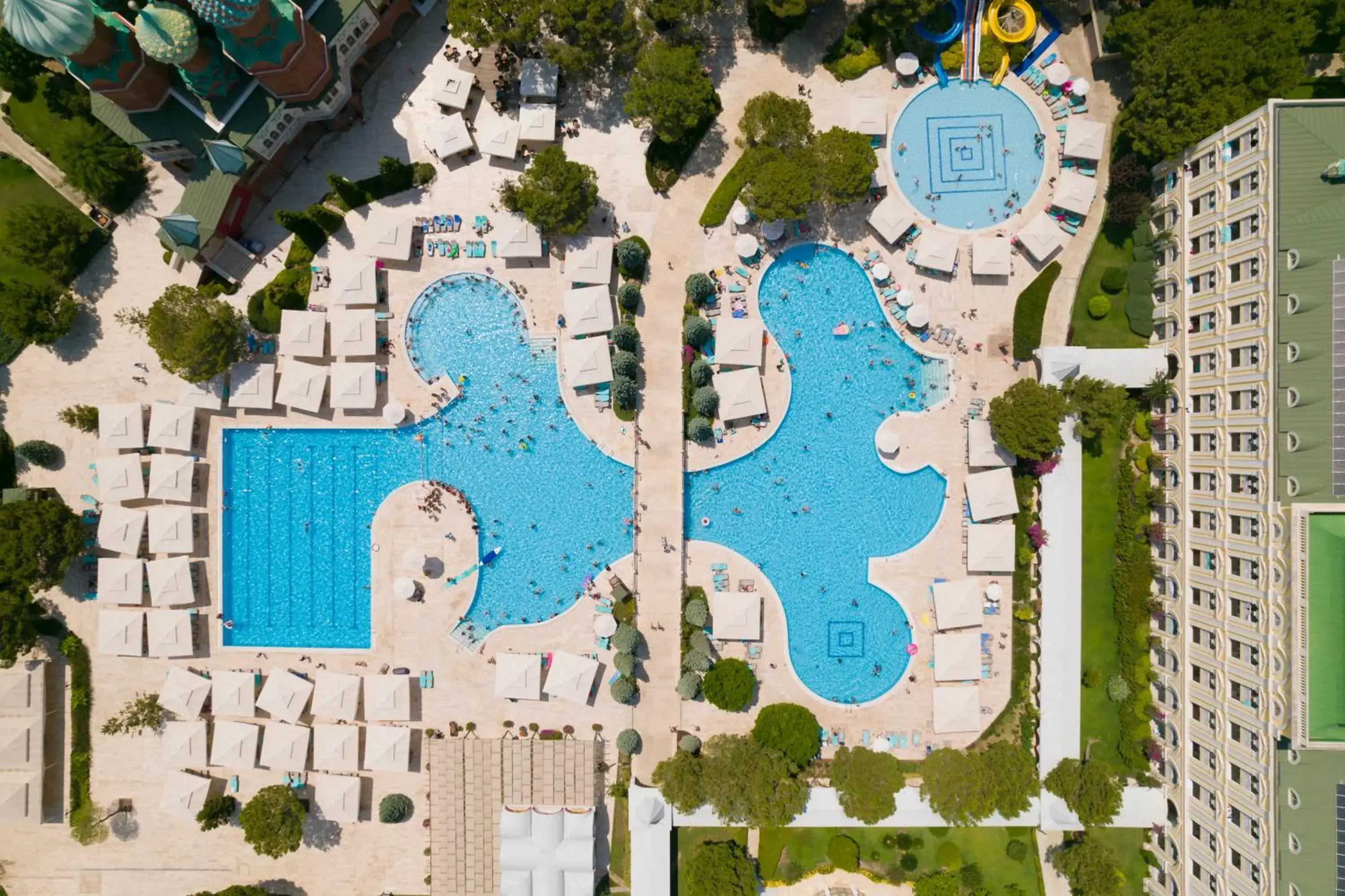 Property building in Kremlin Palace Property building in Kremlin Palace