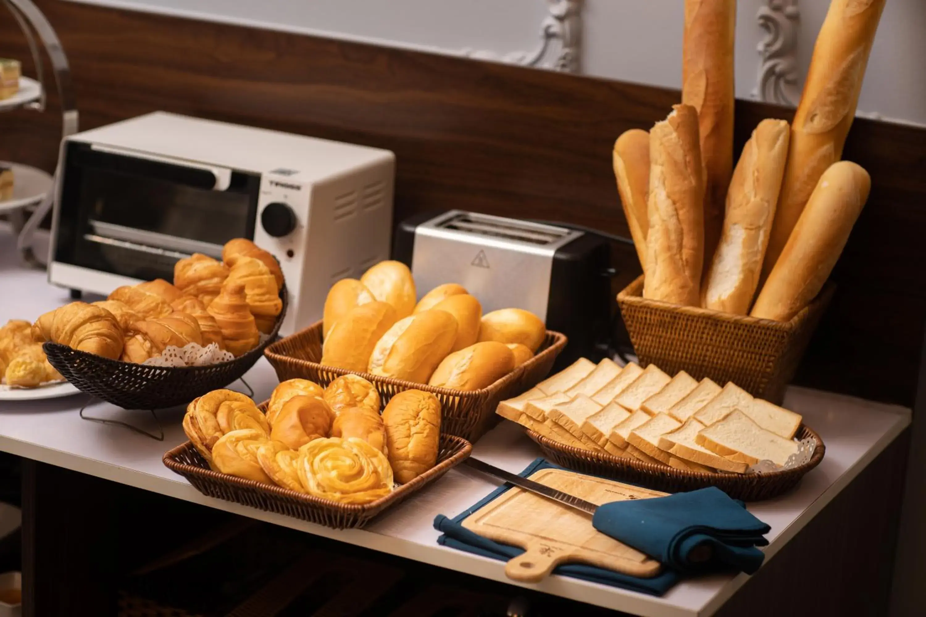 Buffet breakfast in Hanoi Garden Hotel & Spa Buffet breakfast in Hanoi Garden Hotel & Spa