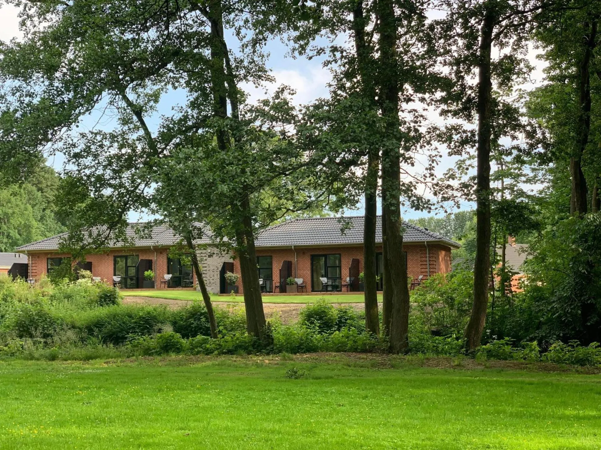 Property building in Holiday Rooms Møllebo