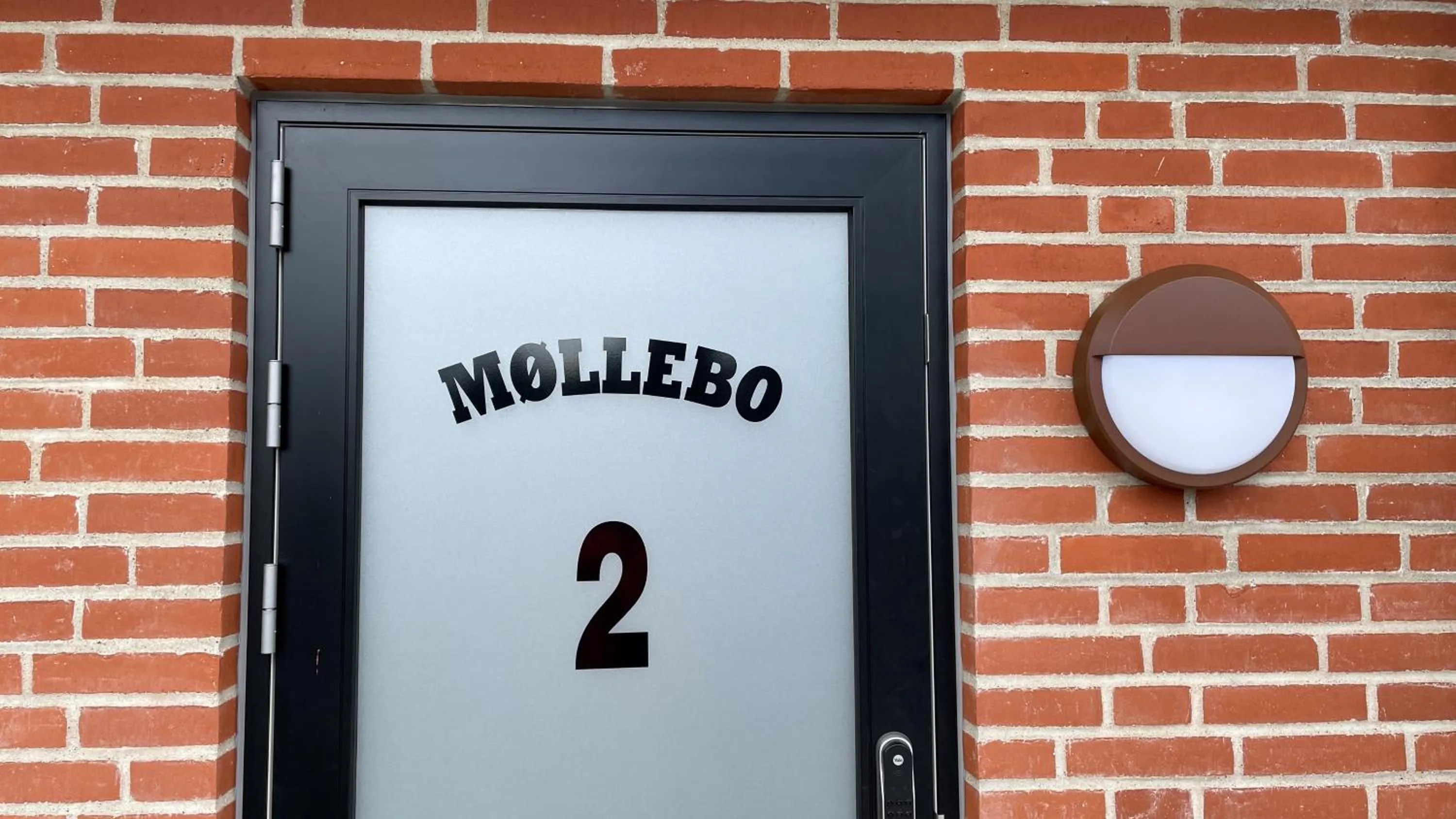 Property building in Holiday Rooms Møllebo