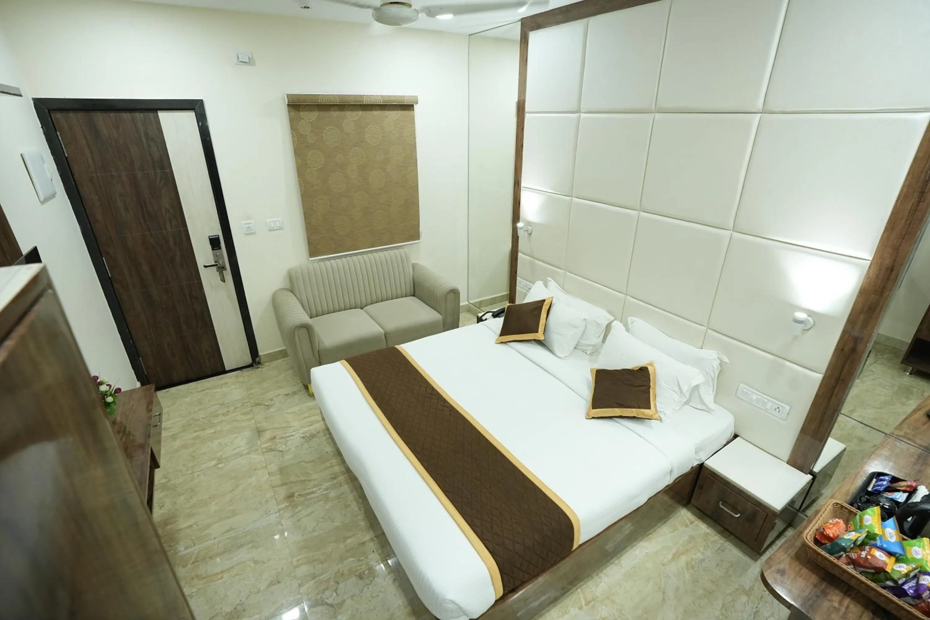 Bedroom, Bed in Grace Residency Chennai Airport