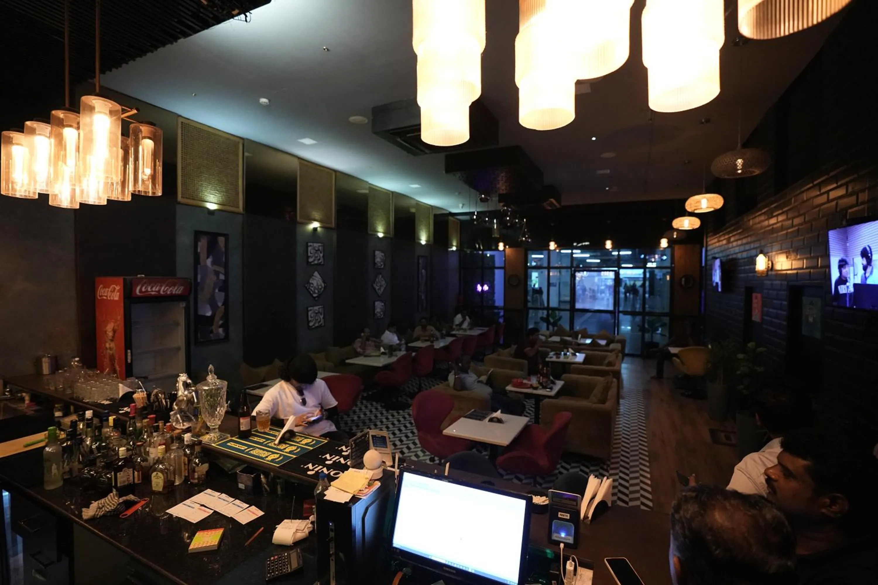 Lounge or bar in Grace Residency Chennai Airport