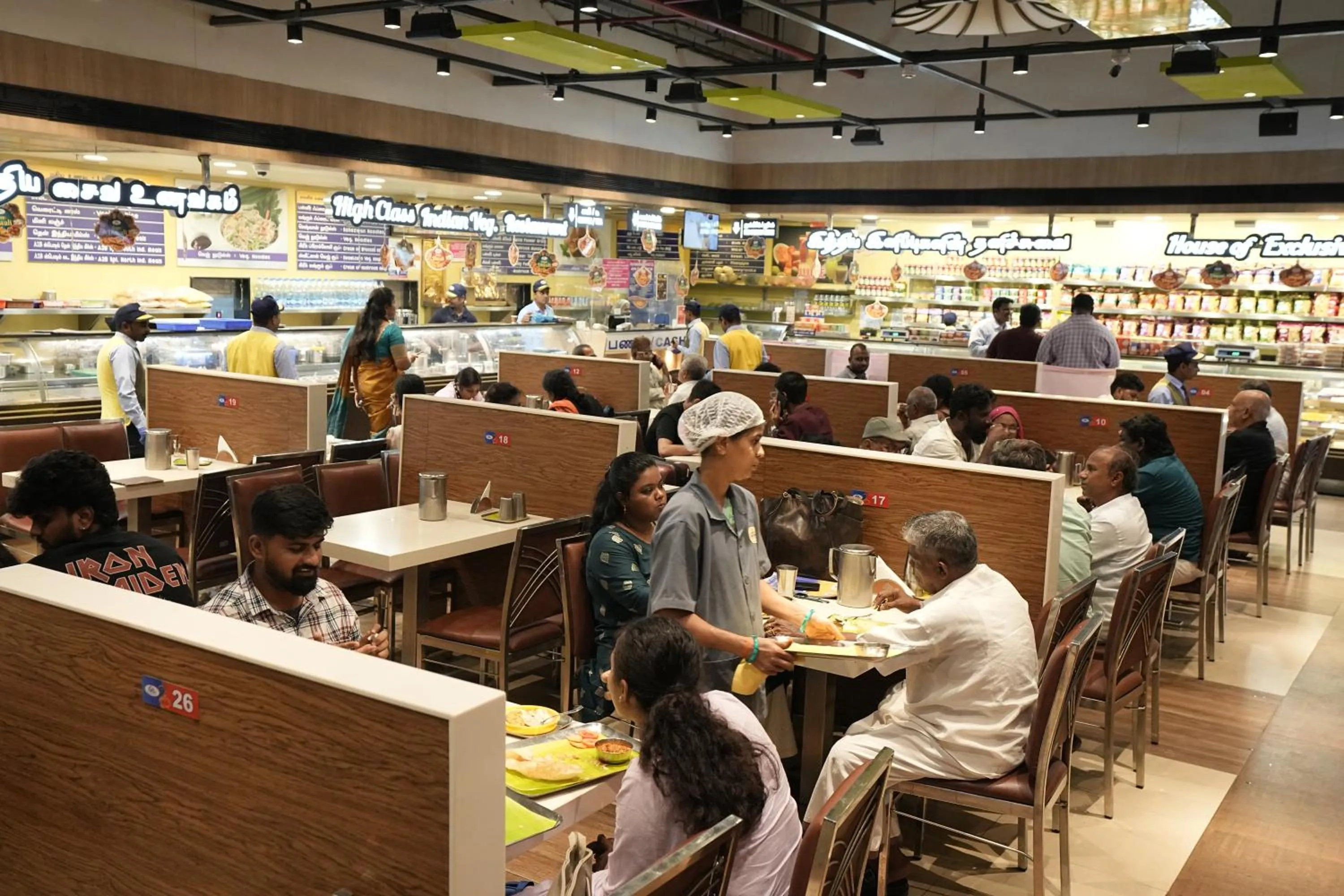 Restaurant/places to eat in Grace Residency Chennai Airport