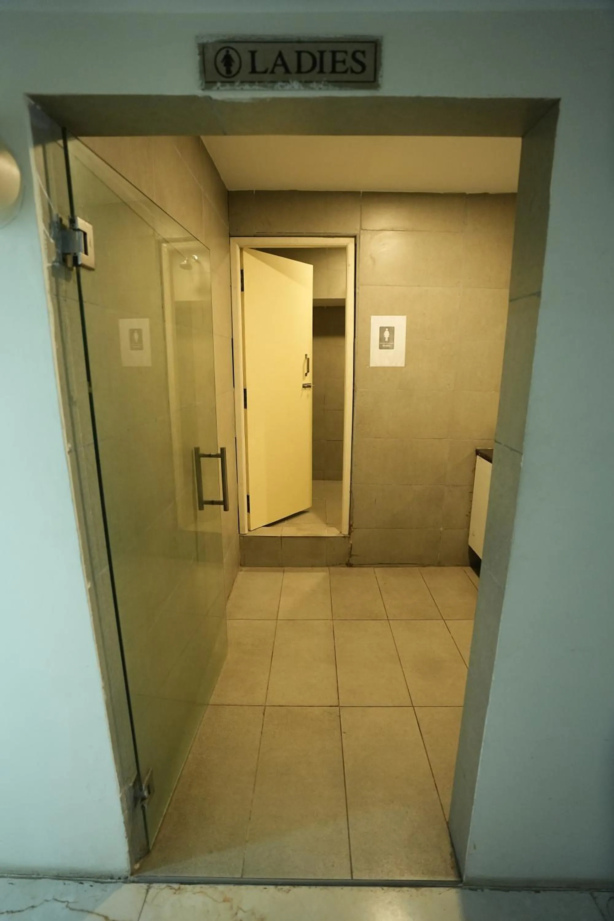 Bathroom in Grace Residency Chennai Airport