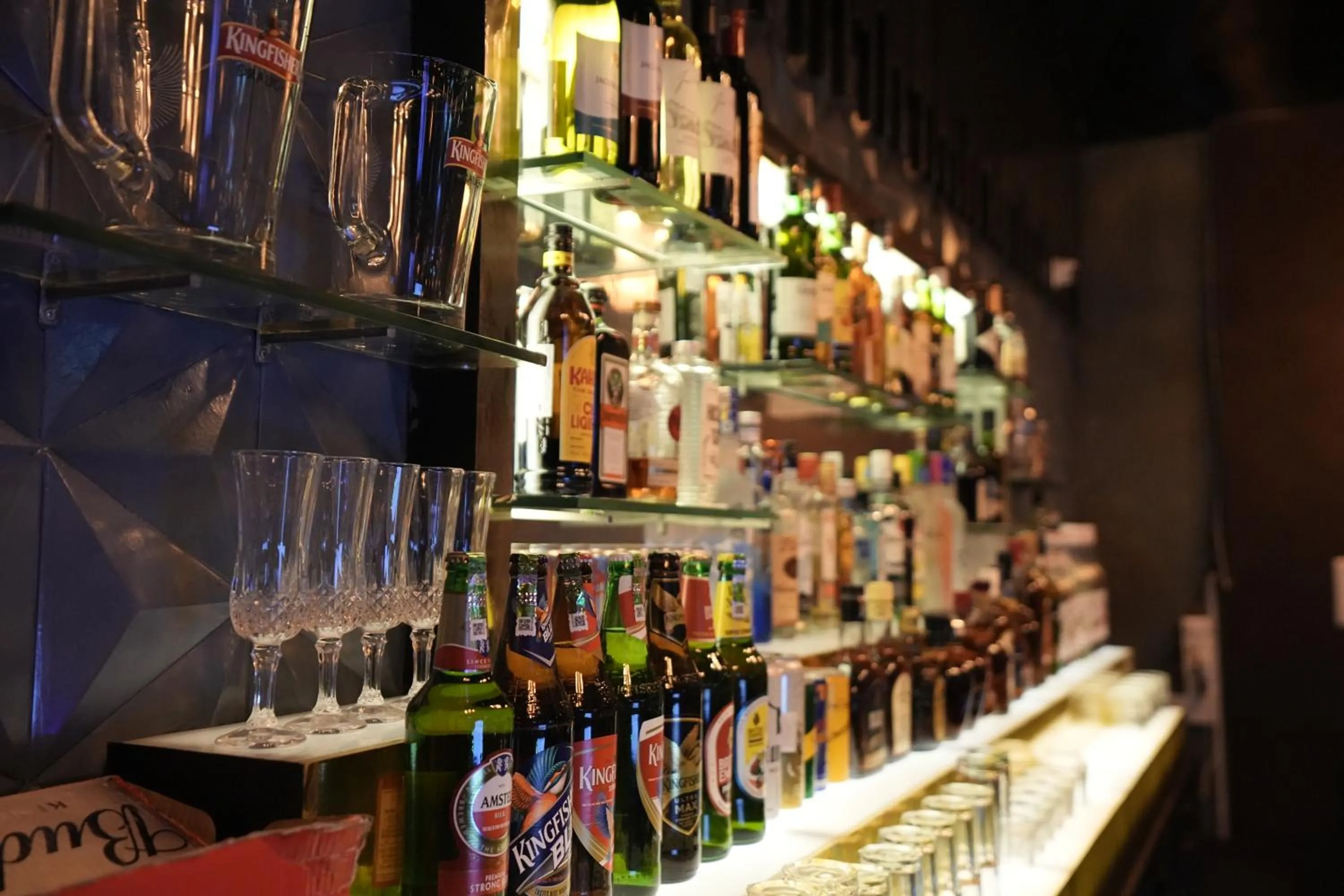 Alcoholic drinks in Grace Residency Chennai Airport