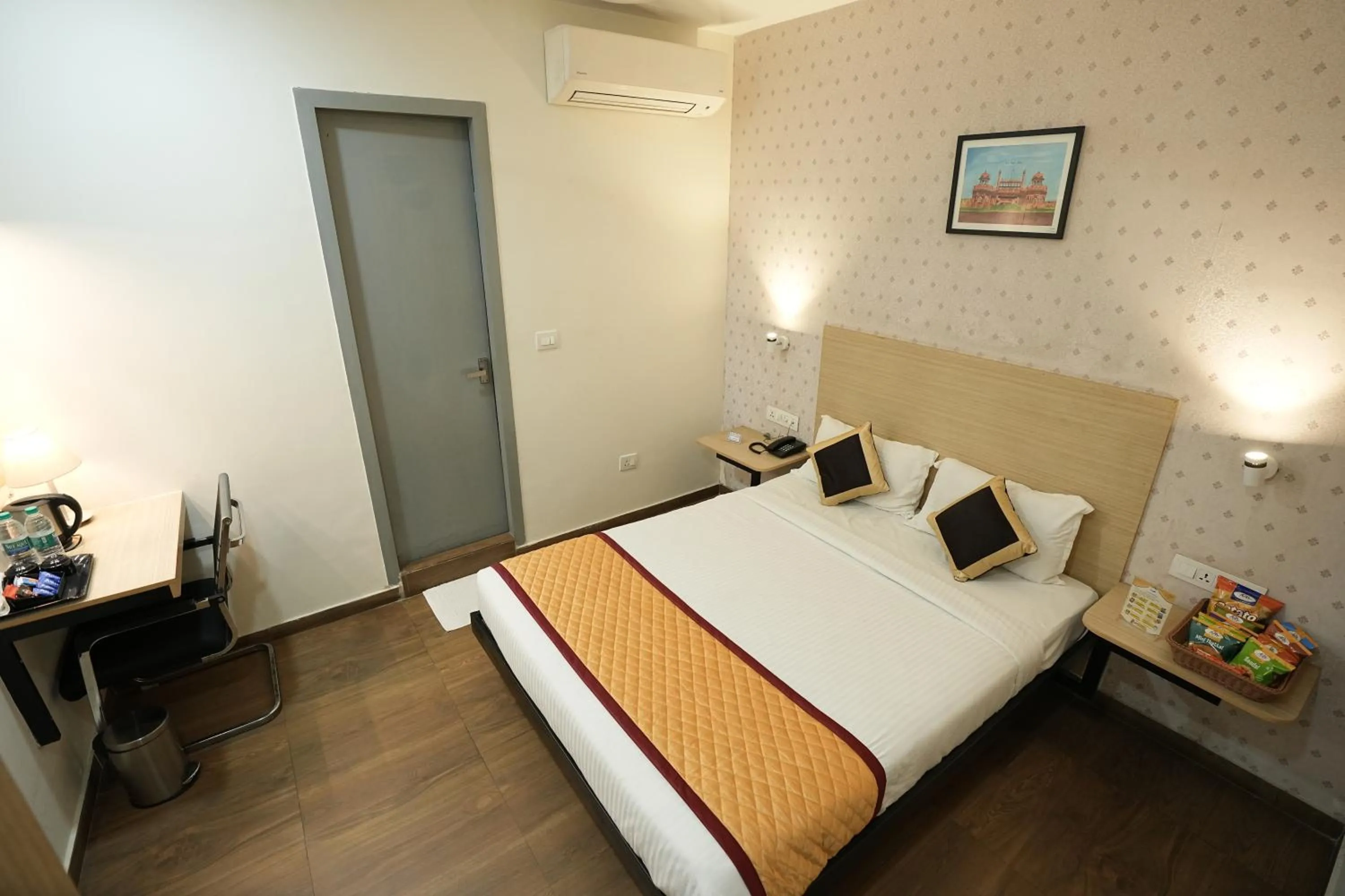 Bedroom, Bed in Grace Residency Chennai Airport