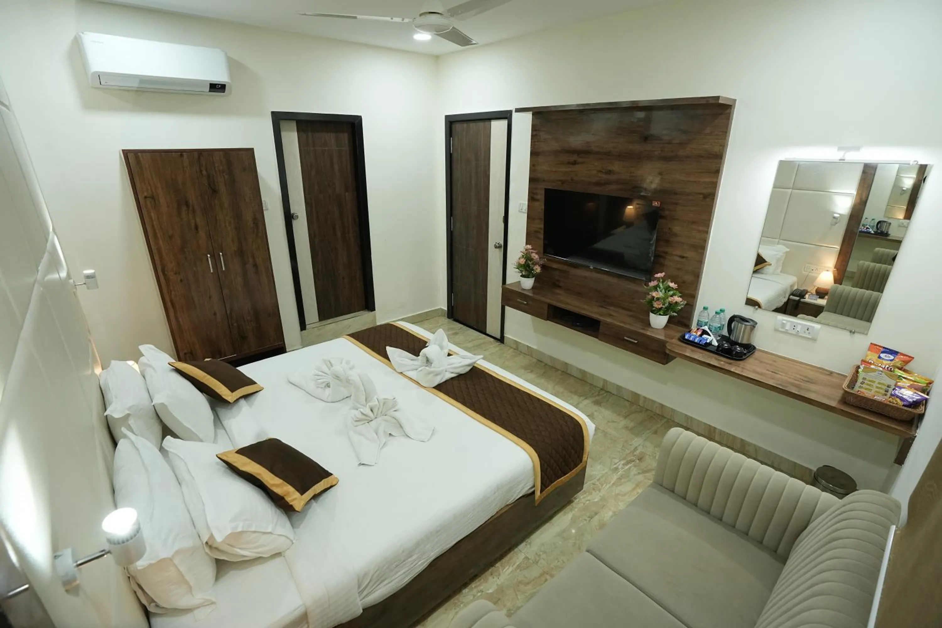 Bathroom, Bed in Grace Residency Chennai Airport