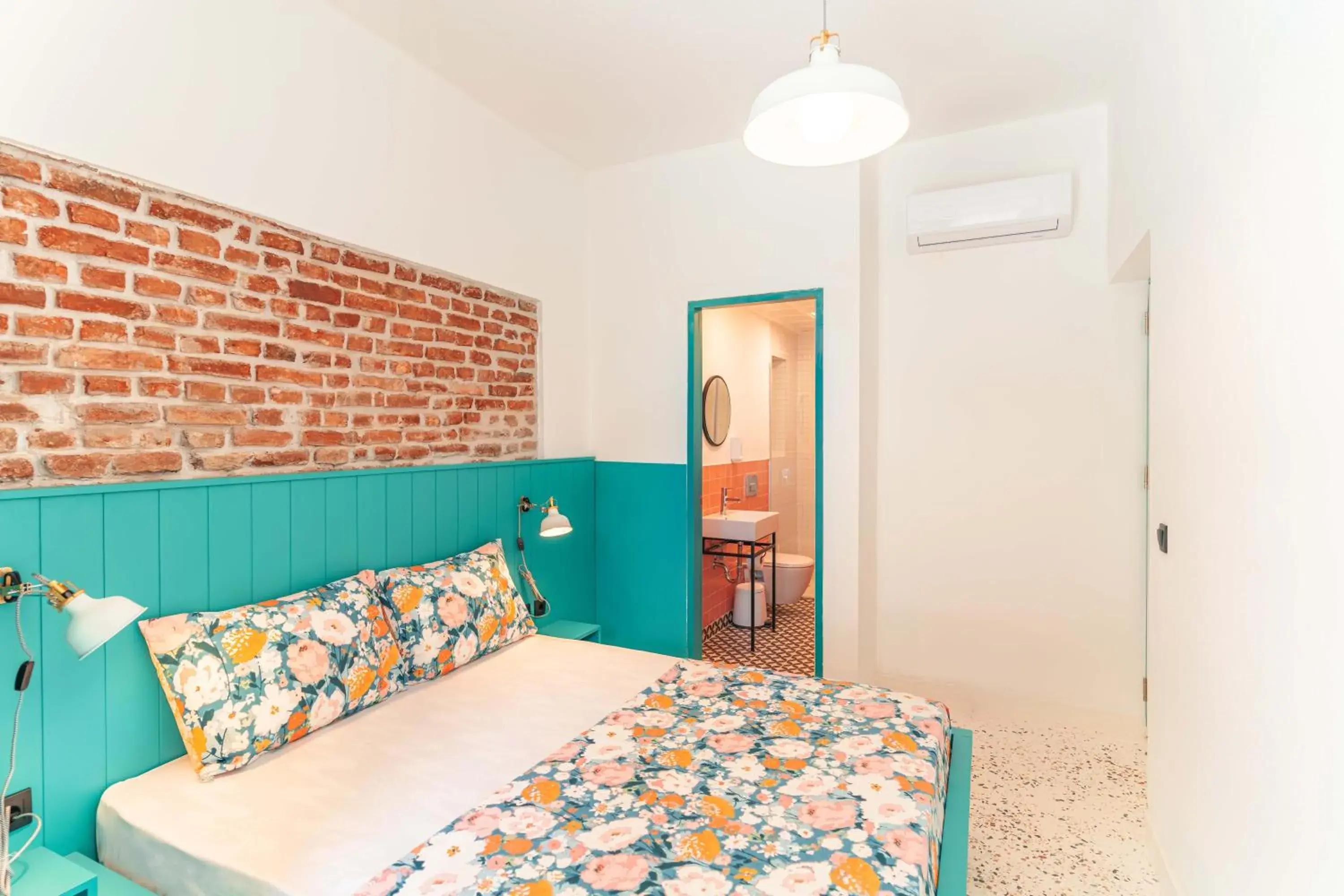 Photo of the whole room, Bed in BE BOLD HOSTEL Photo of the whole room, Bed in BE BOLD HOSTEL