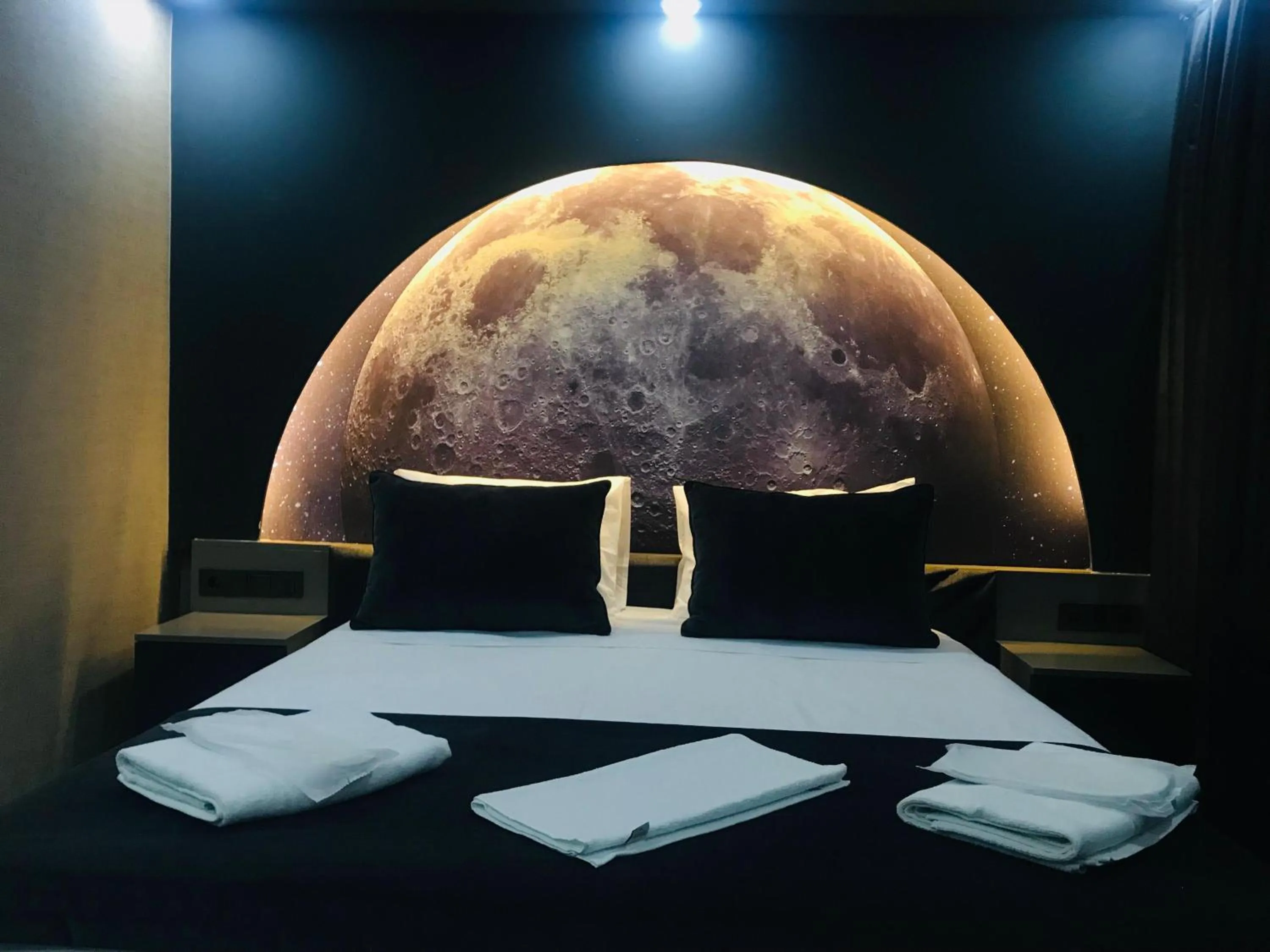 Bed in Miss Royal Hotel & SPA