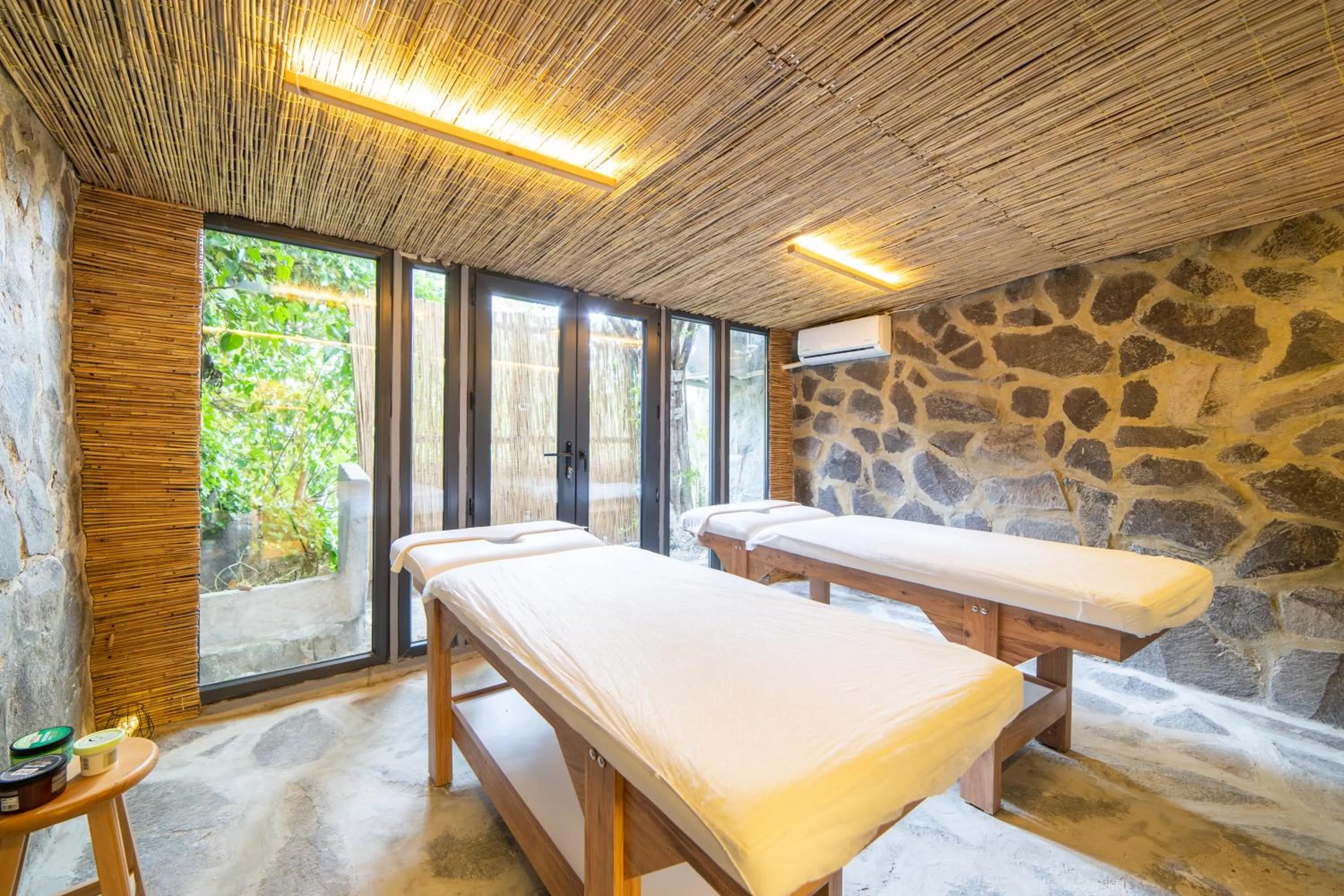 Spa and wellness centre/facilities in Miss Royal Hotel & SPA