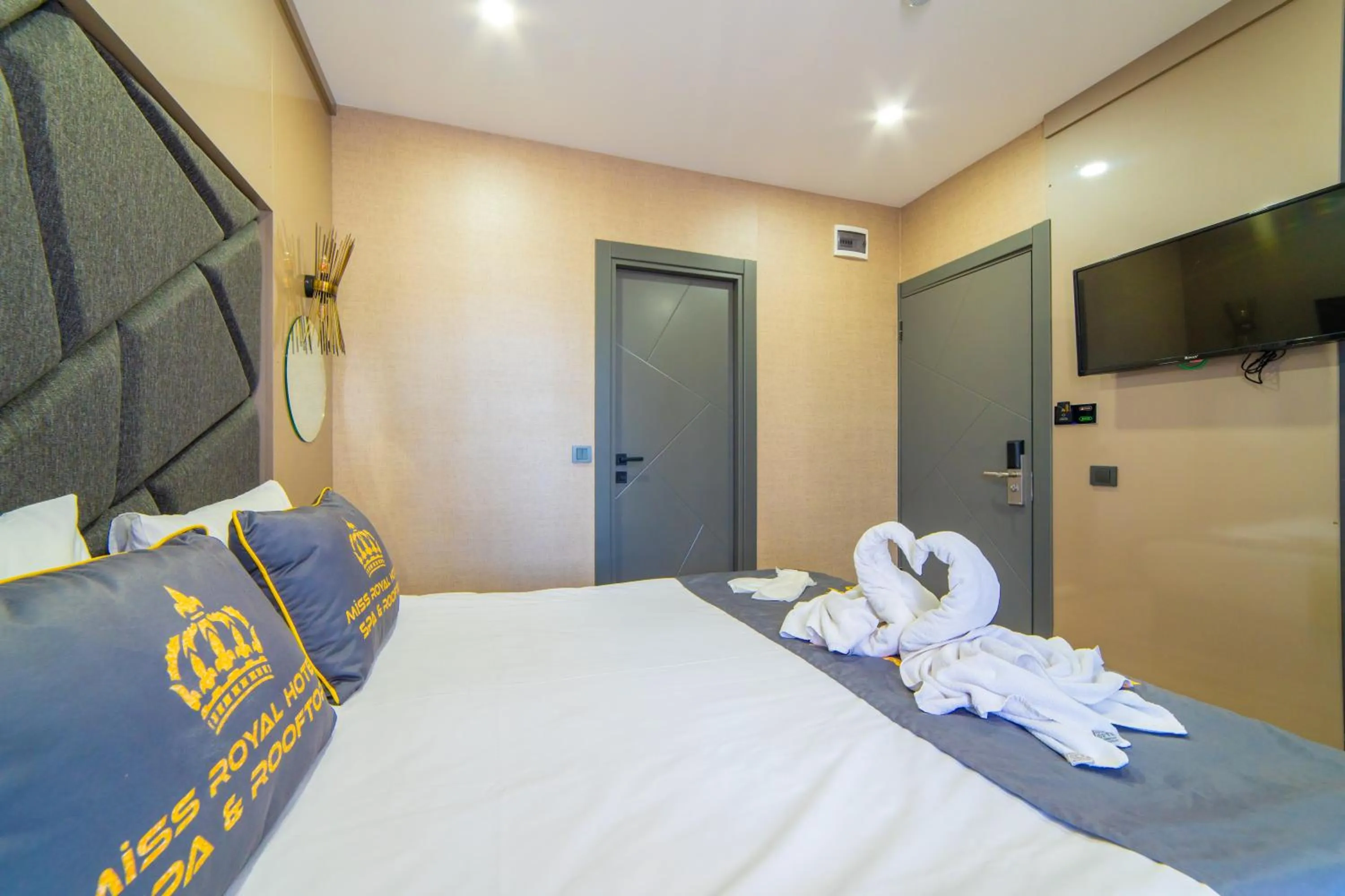 Bedroom in Miss Royal Hotel & SPA