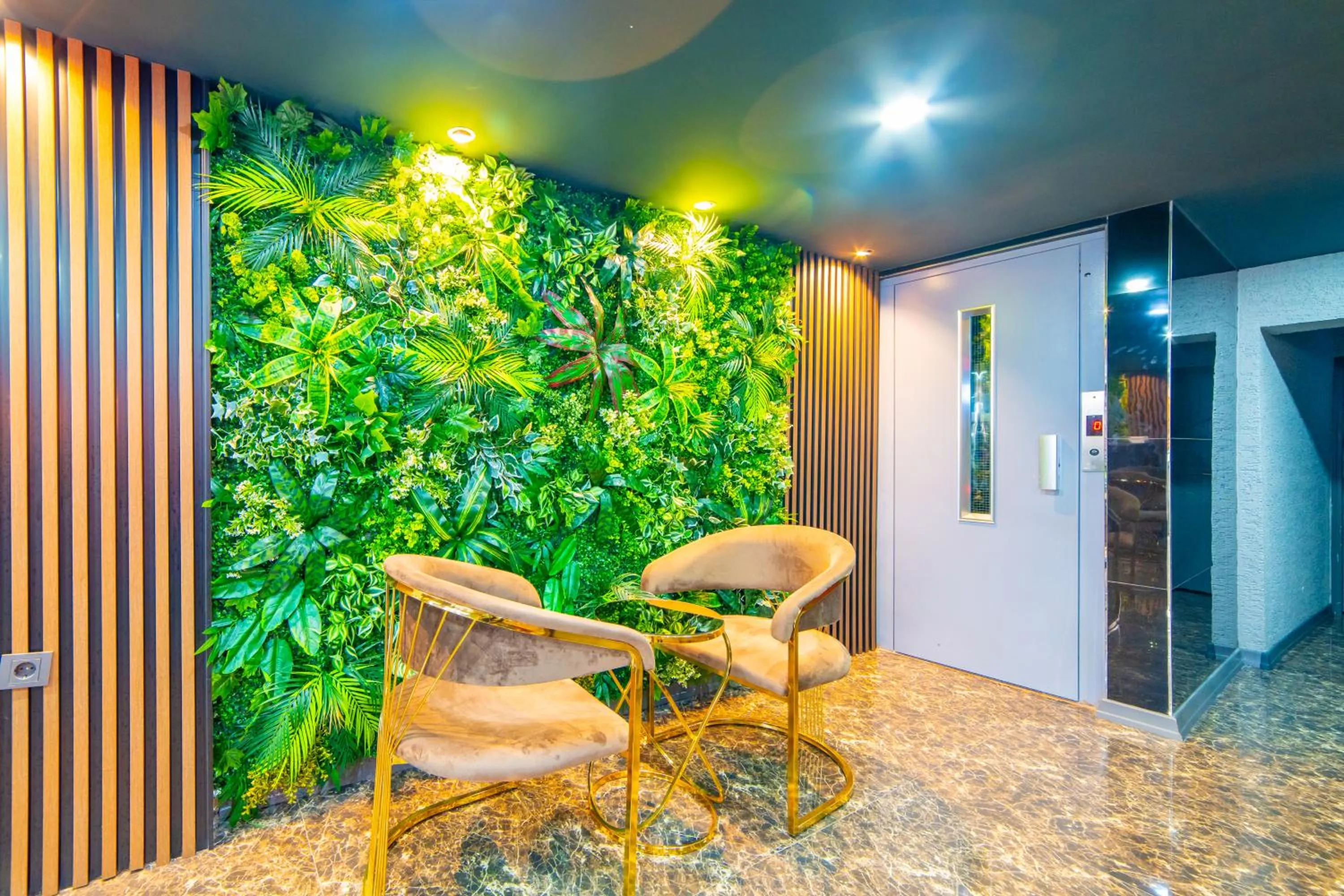 elevator in Miss Royal Hotel & SPA