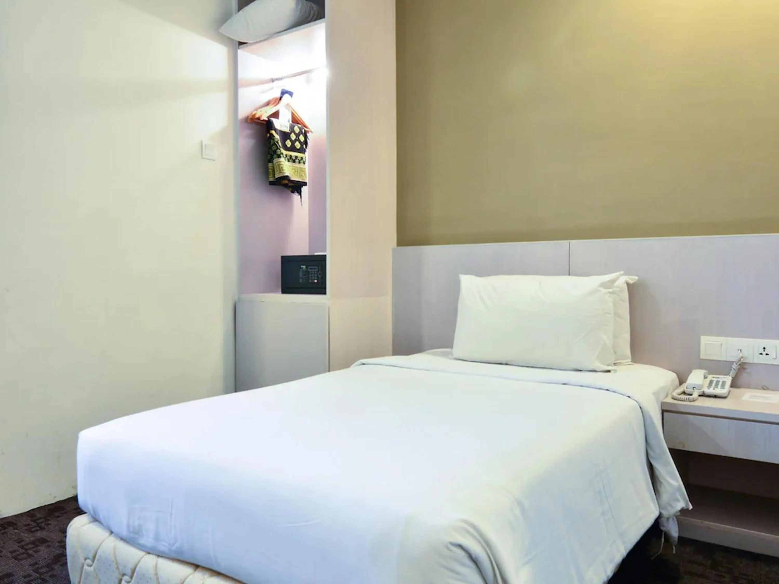 Bedroom, Bed in Palette KL Sentral Station Formerly Scott Hotel