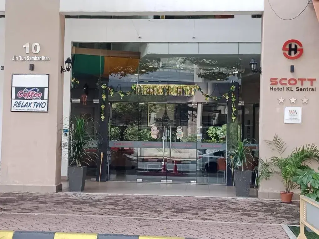 Facade/entrance in Scott Hotel KL Sentral Facade/entrance in Scott Hotel KL Sentral