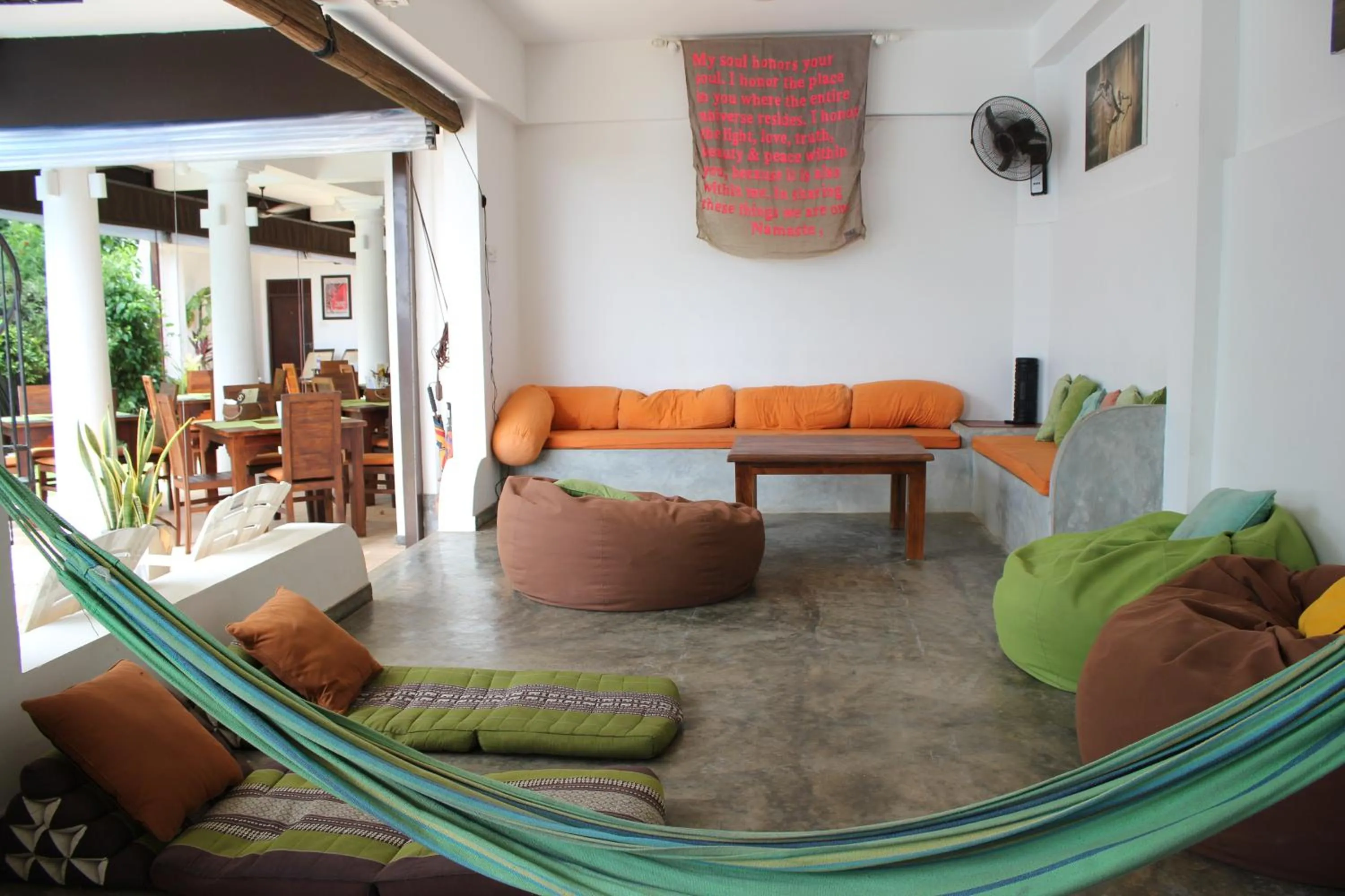 Area and facilities in Lion's Rest