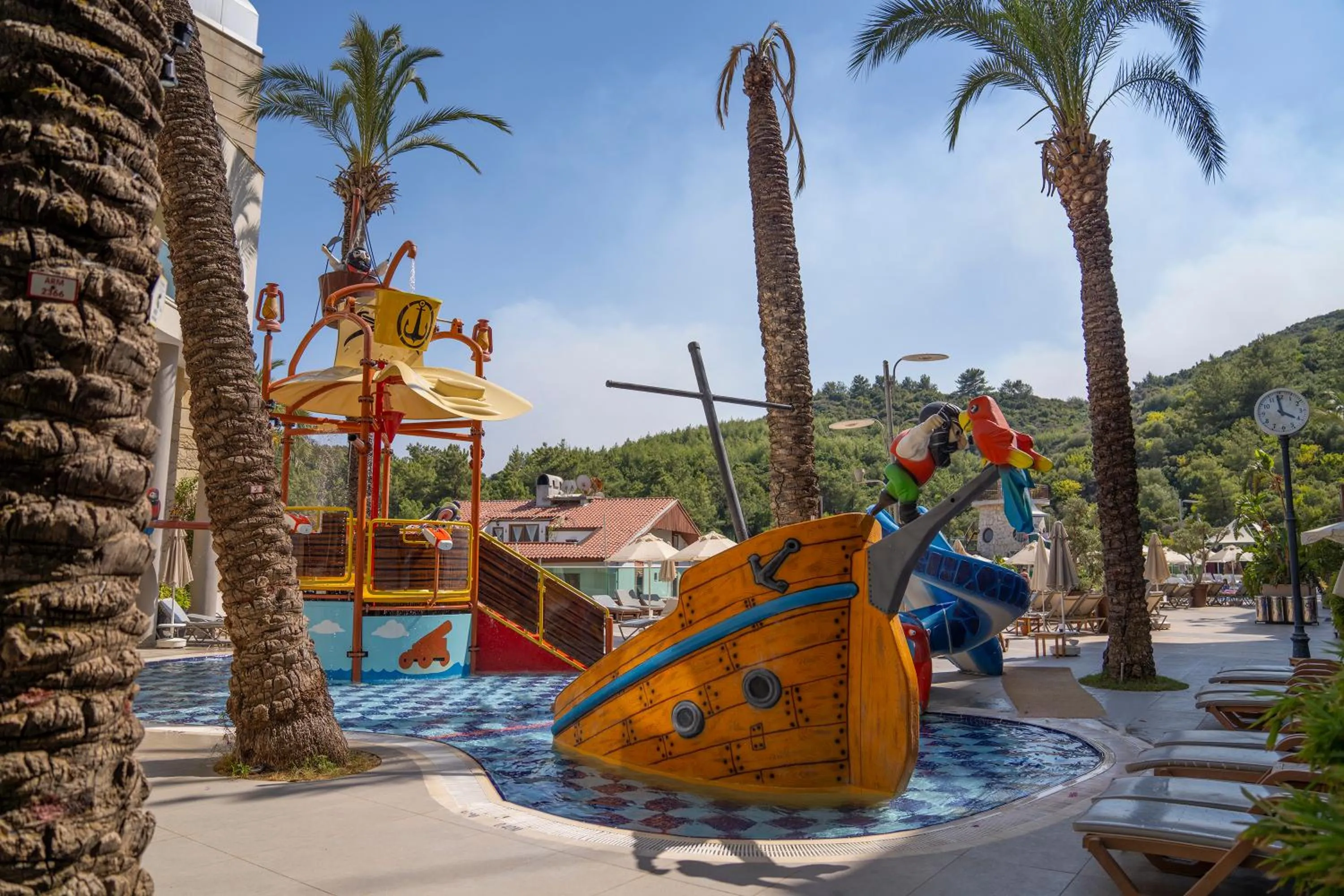 Aqua park in Grand Cettia Hotel