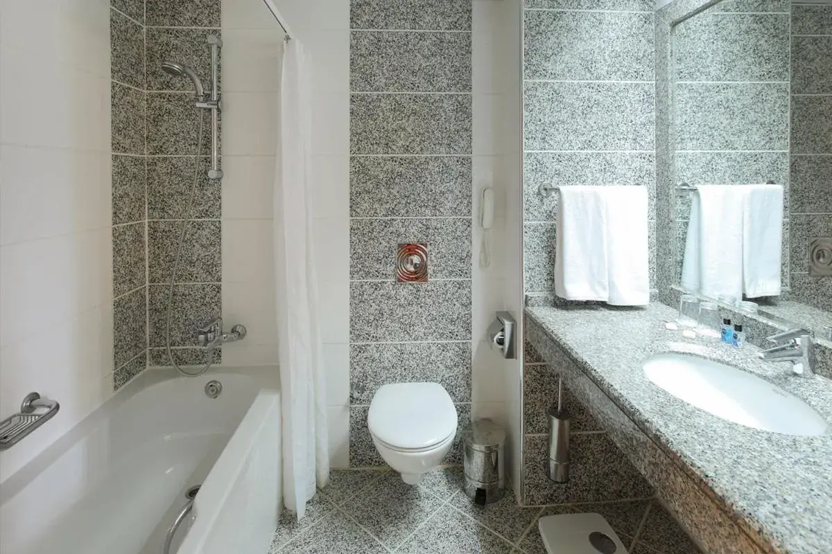 Standard Double or Twin Room in Grand Cettia Hotel Standard Double or Twin Room in Grand Cettia Hotel