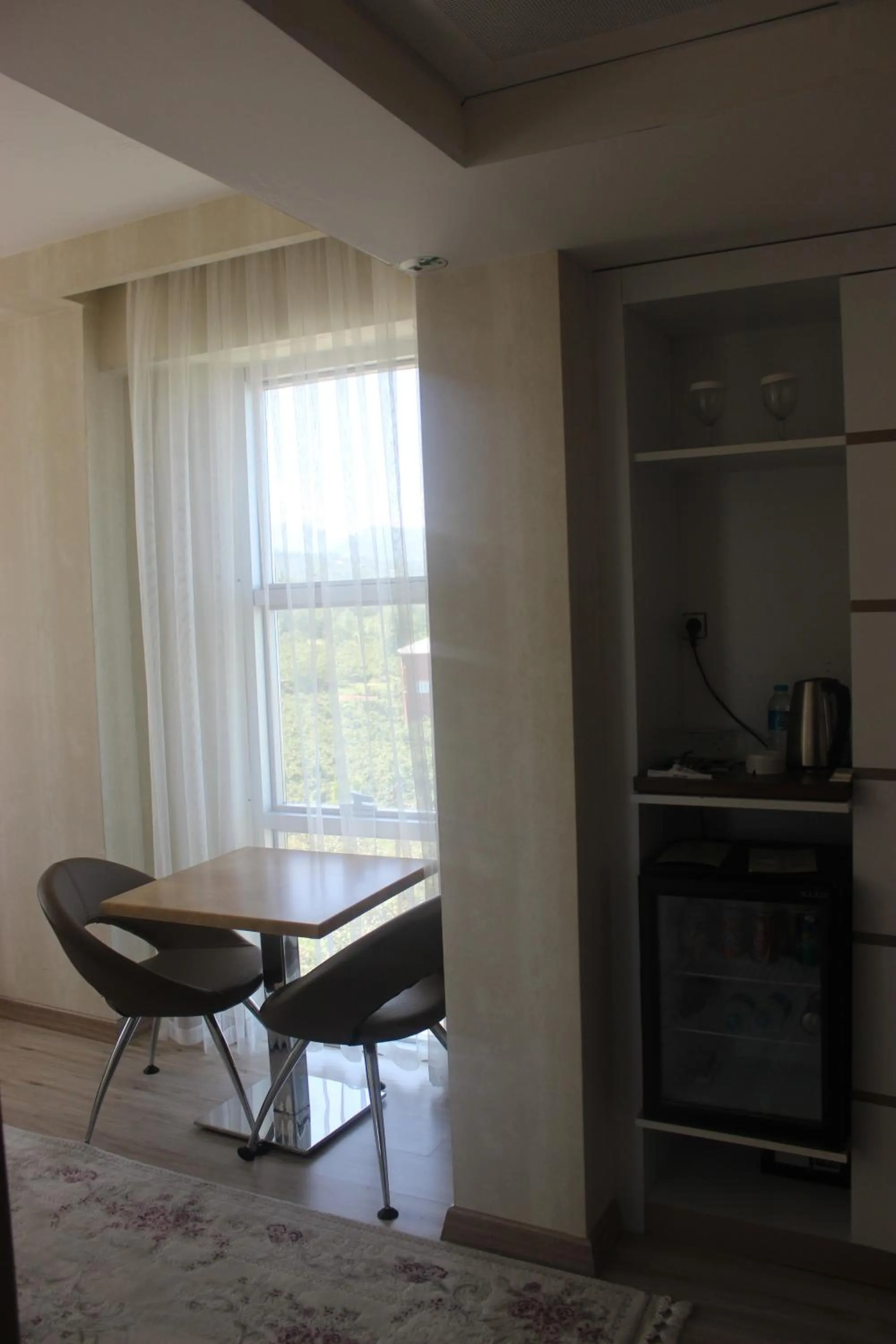 Coffee/tea facilities in Bal Hotel