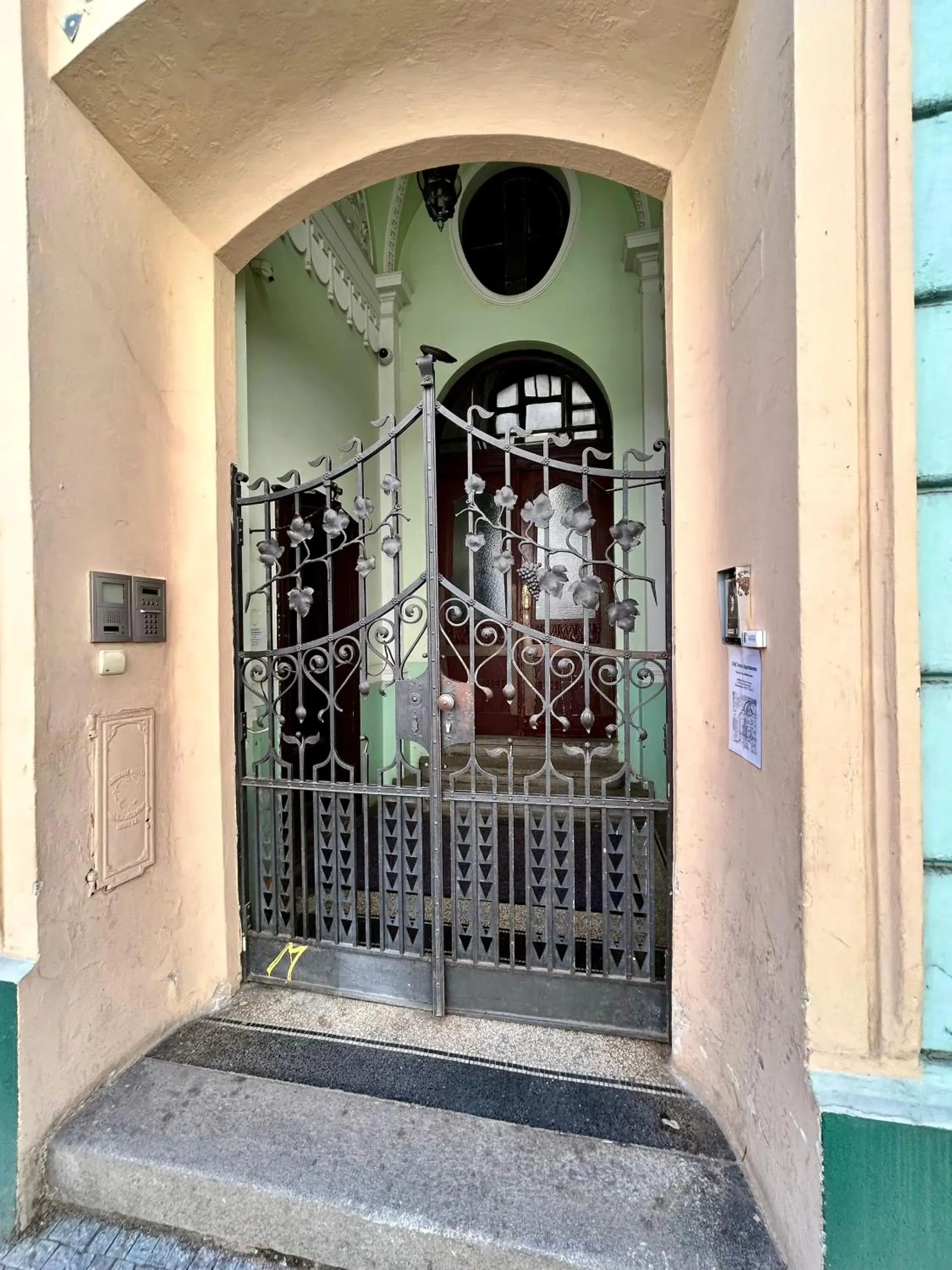 One-Bedroom Apartment in Prague Central Exclusive Apartments One-Bedroom Apartment in Prague Central Exclusive Apartments