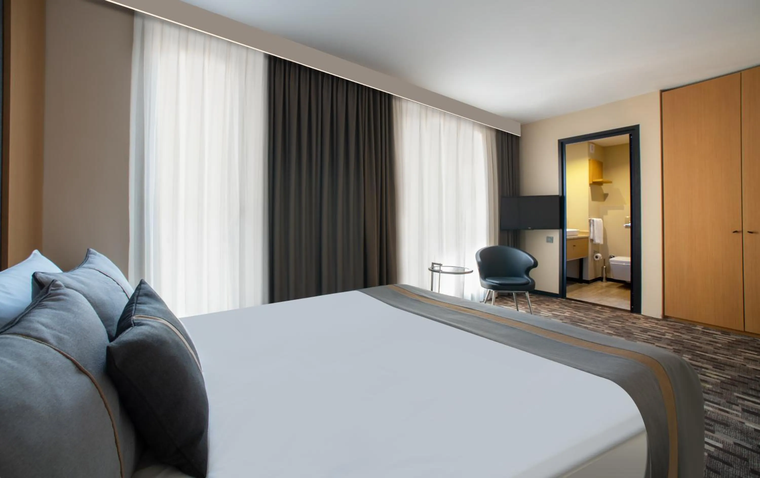 Economy Double Room in Tan Hotel - Special Category