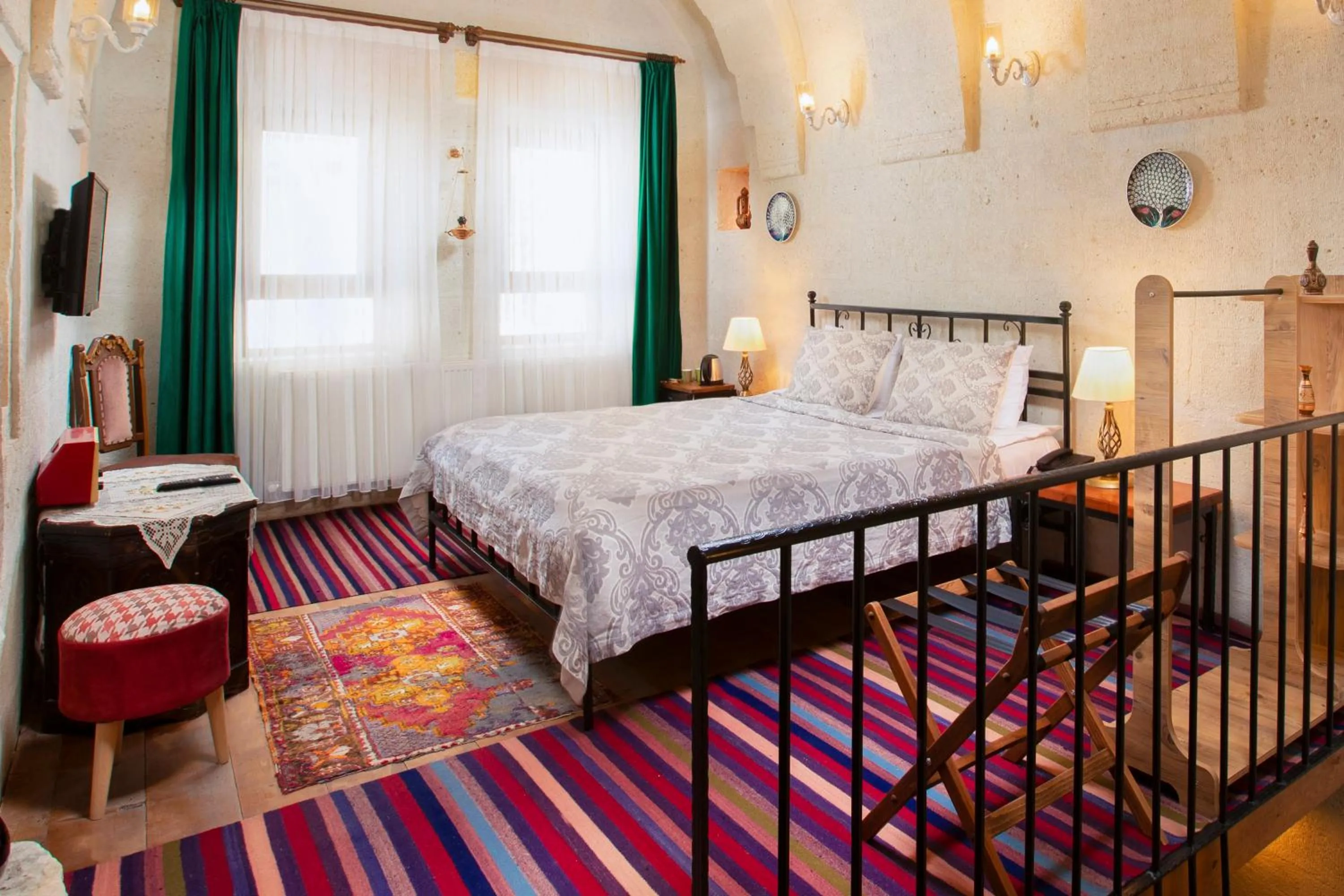 Bed in HacıAşık Konağı Butik Hotel