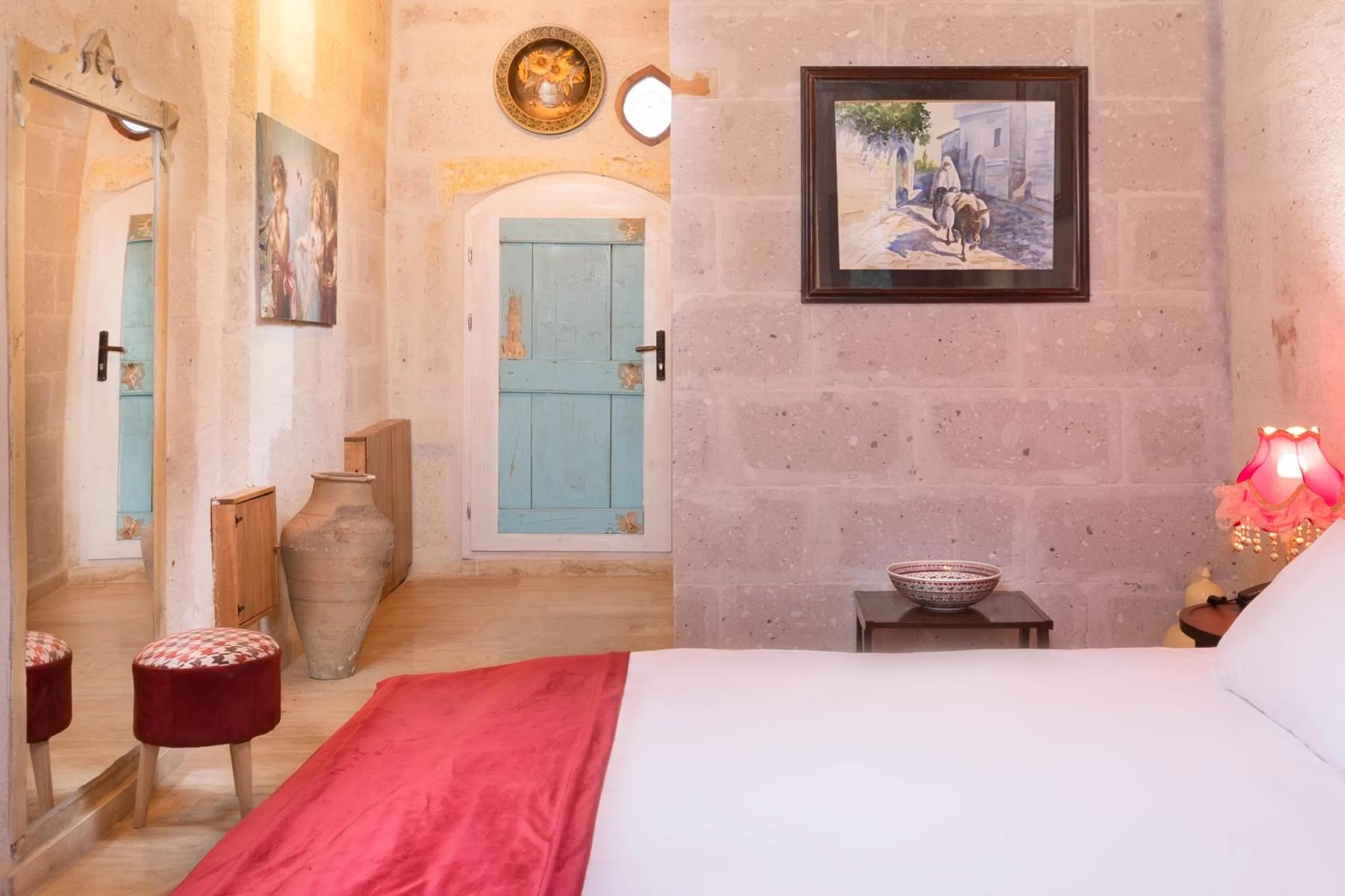 Bed in HacıAşık Konağı Butik Hotel