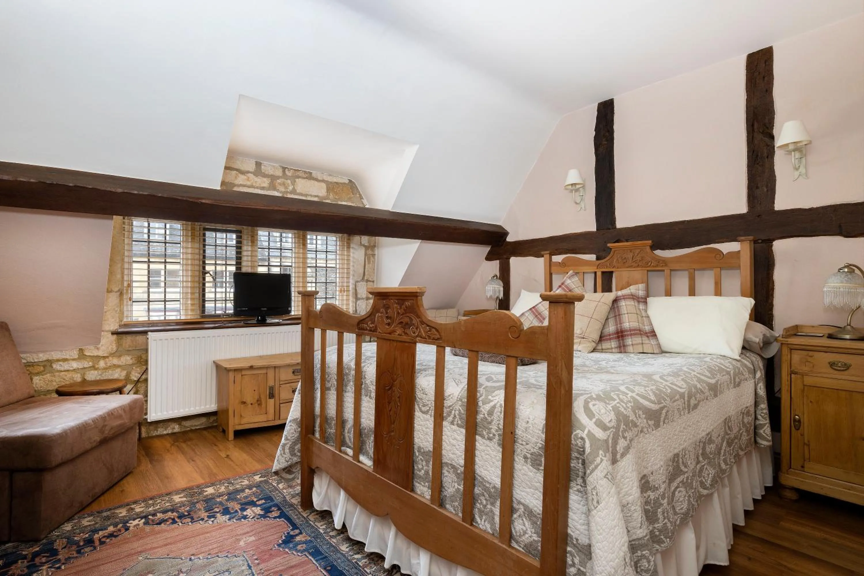 Bedroom, Bed in Badgers Hall