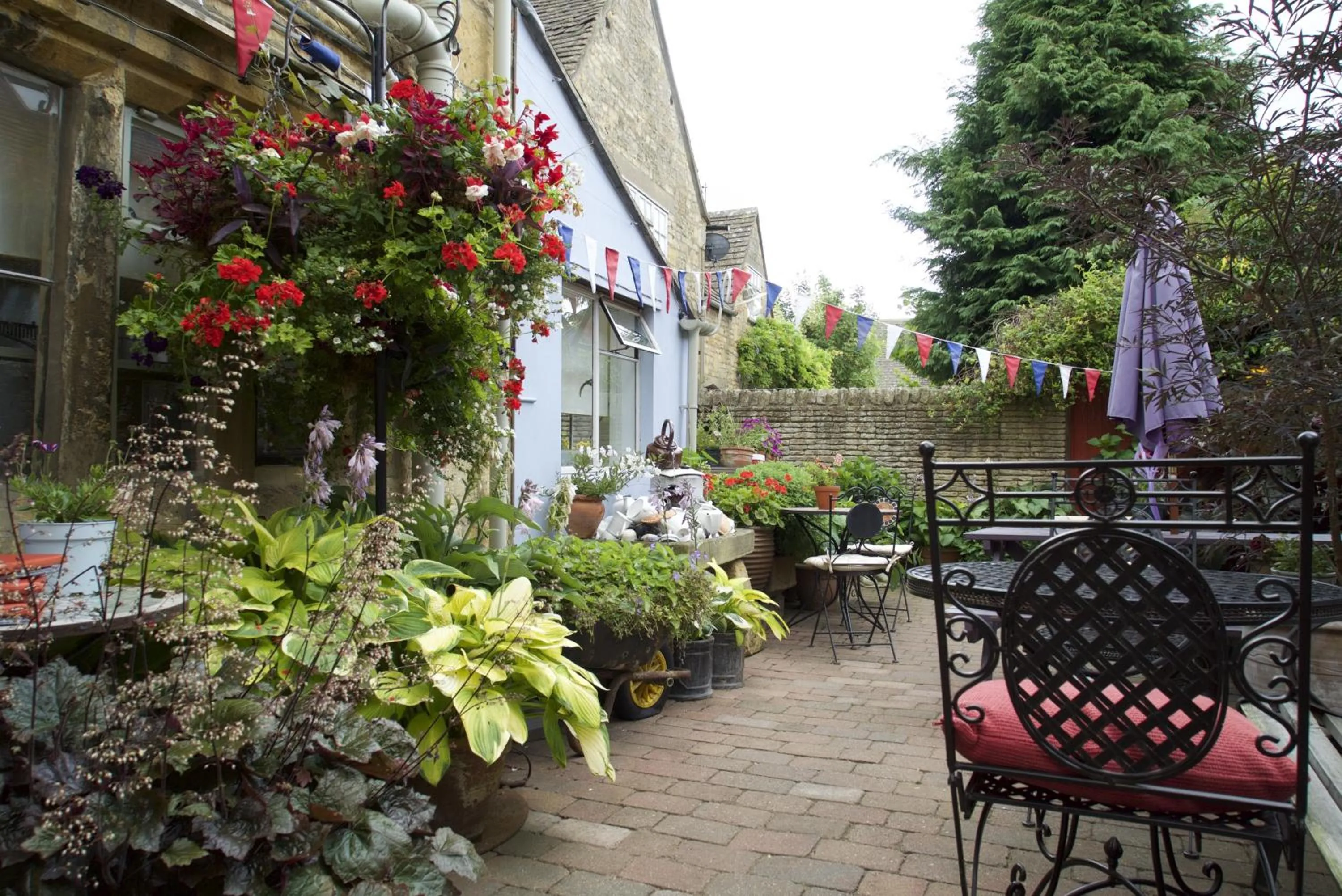 Garden in Badgers Hall