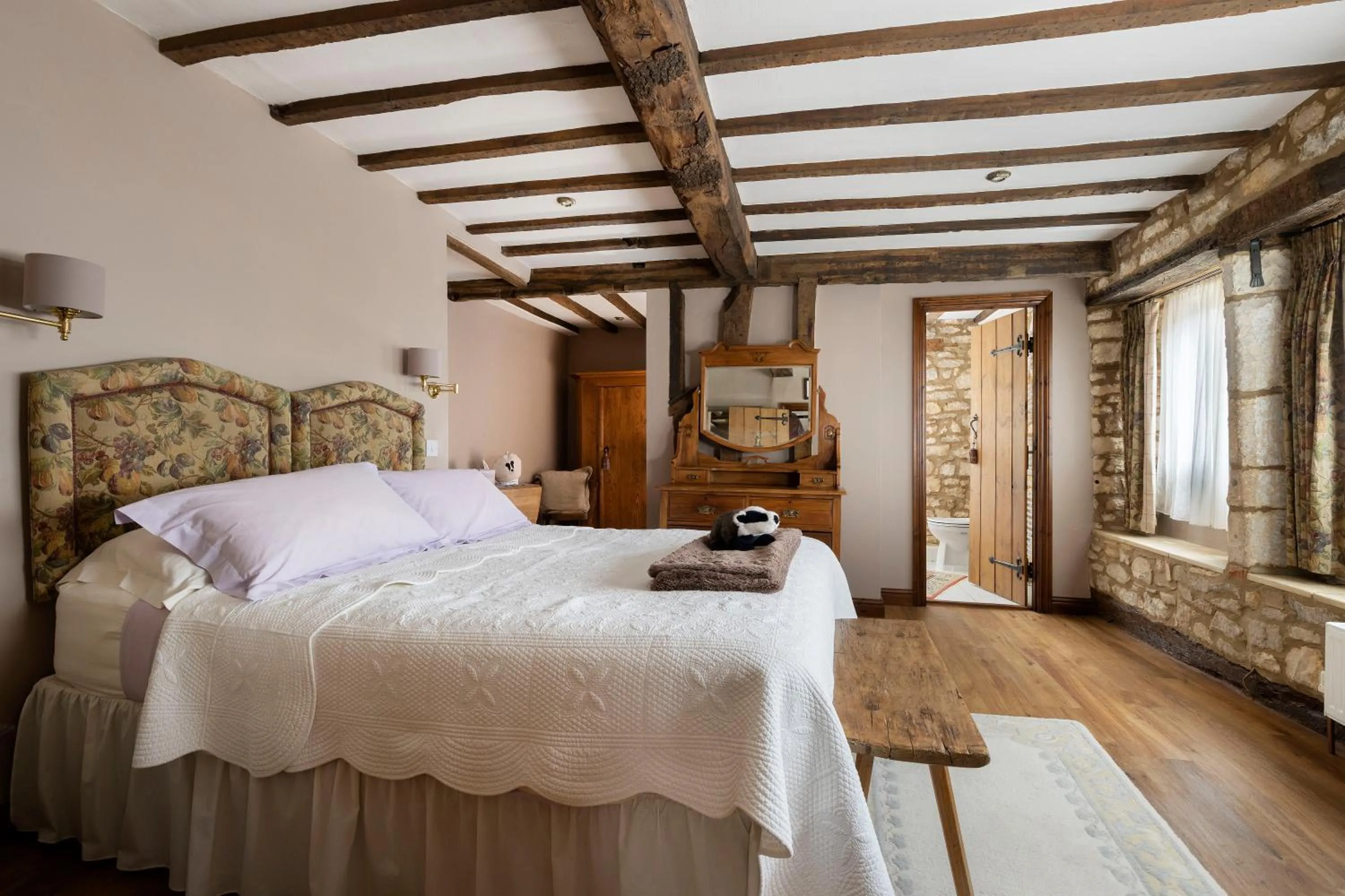 Bedroom, Bed in Badgers Hall