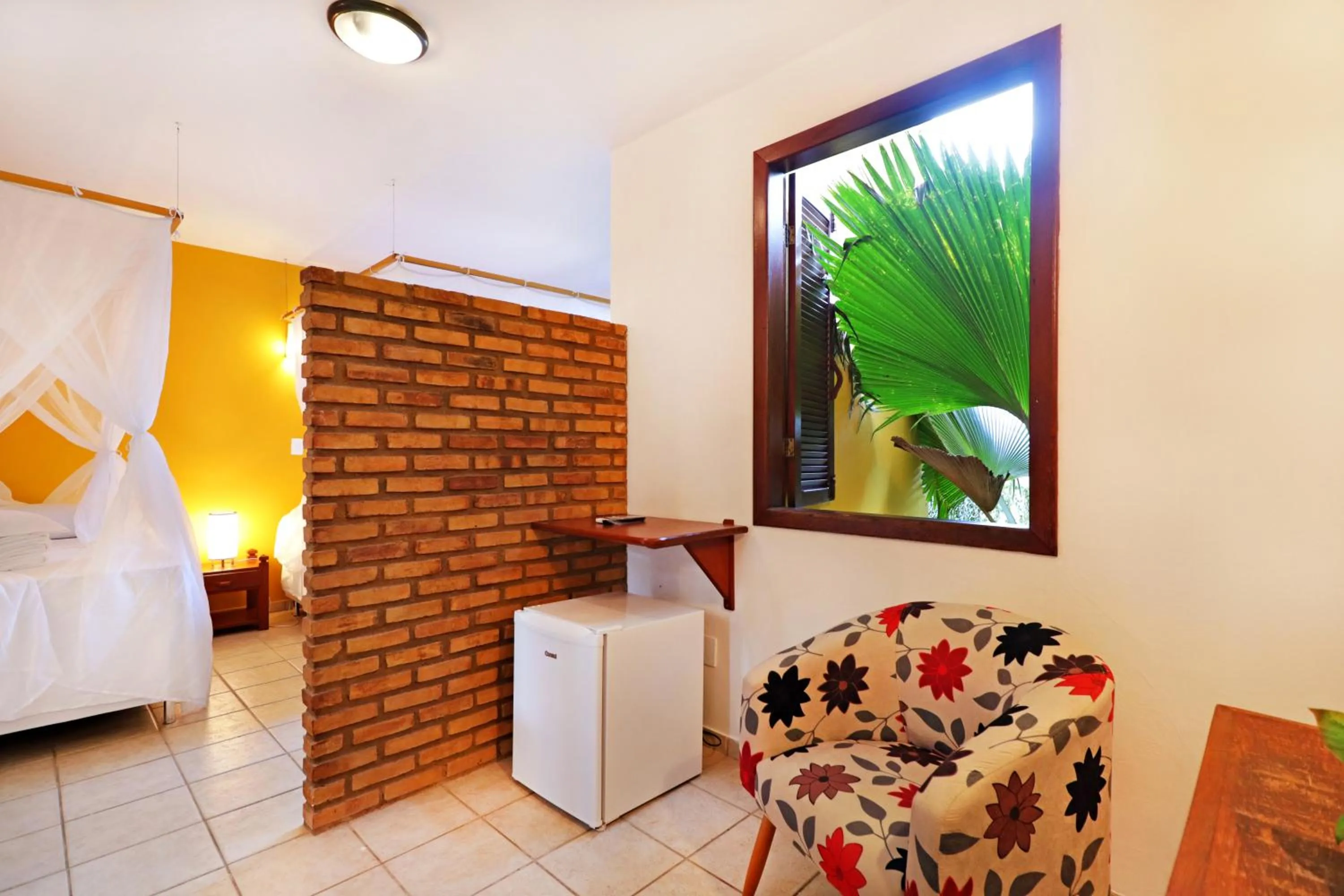 Bed in Pousada Arraial Colonial, Localizada no Centrinho e de Fácil Acesso a Praia e a Rua Mucugê