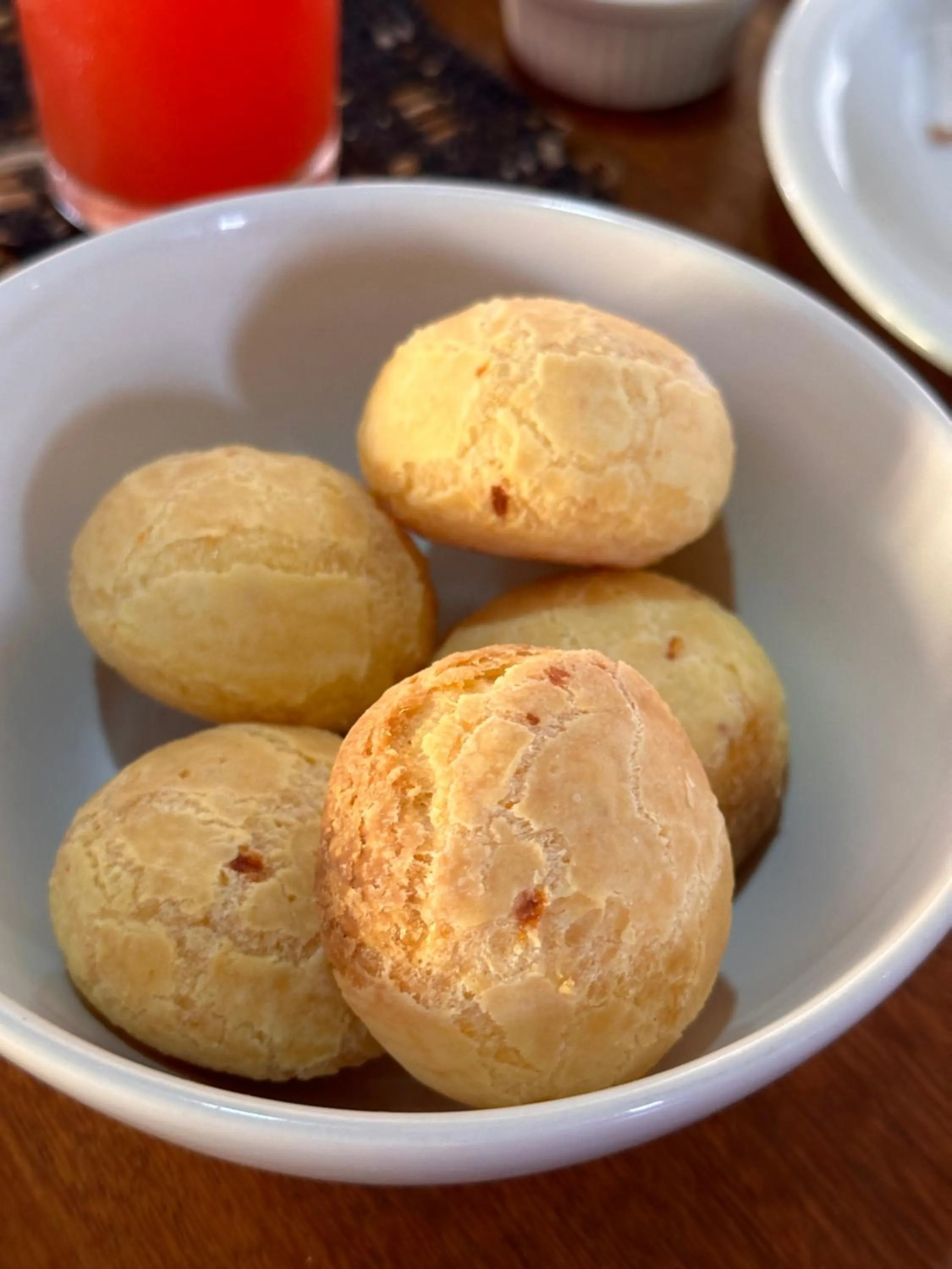 Breakfast in Pousada Arraial Colonial, Localizada no Centrinho e de Fácil Acesso a Praia e a Rua Mucugê