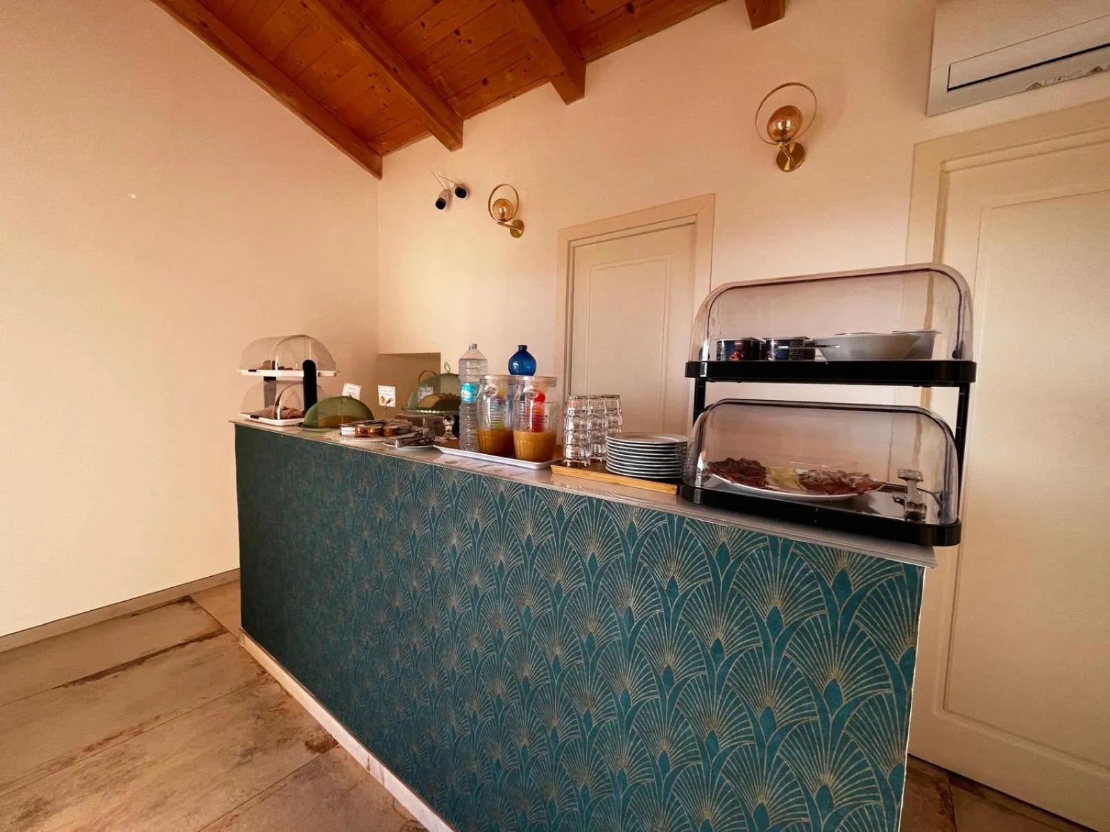 Property building in De LoCa Rooms