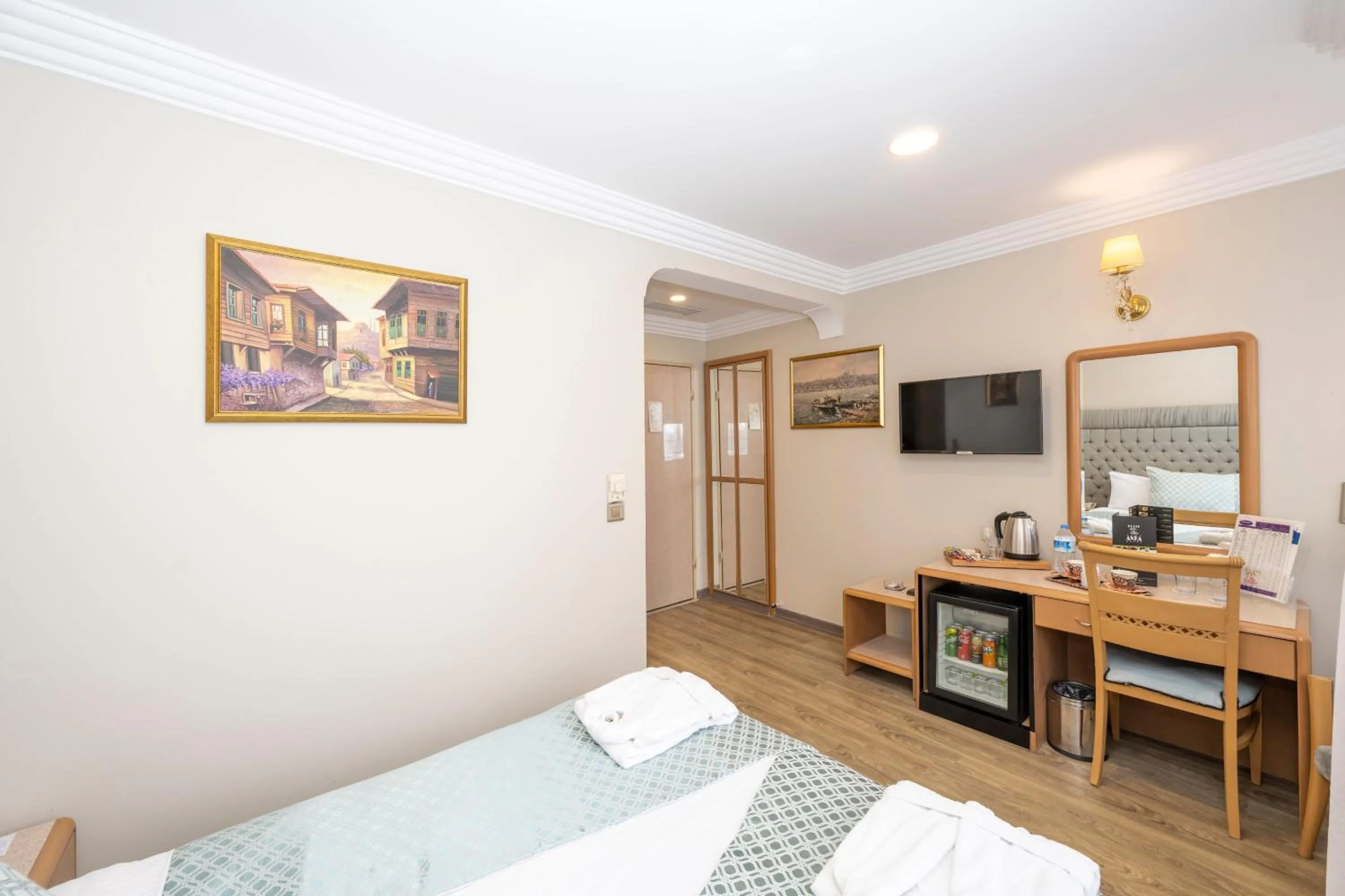 TV and multimedia, Bed in Grand Anka Hotel