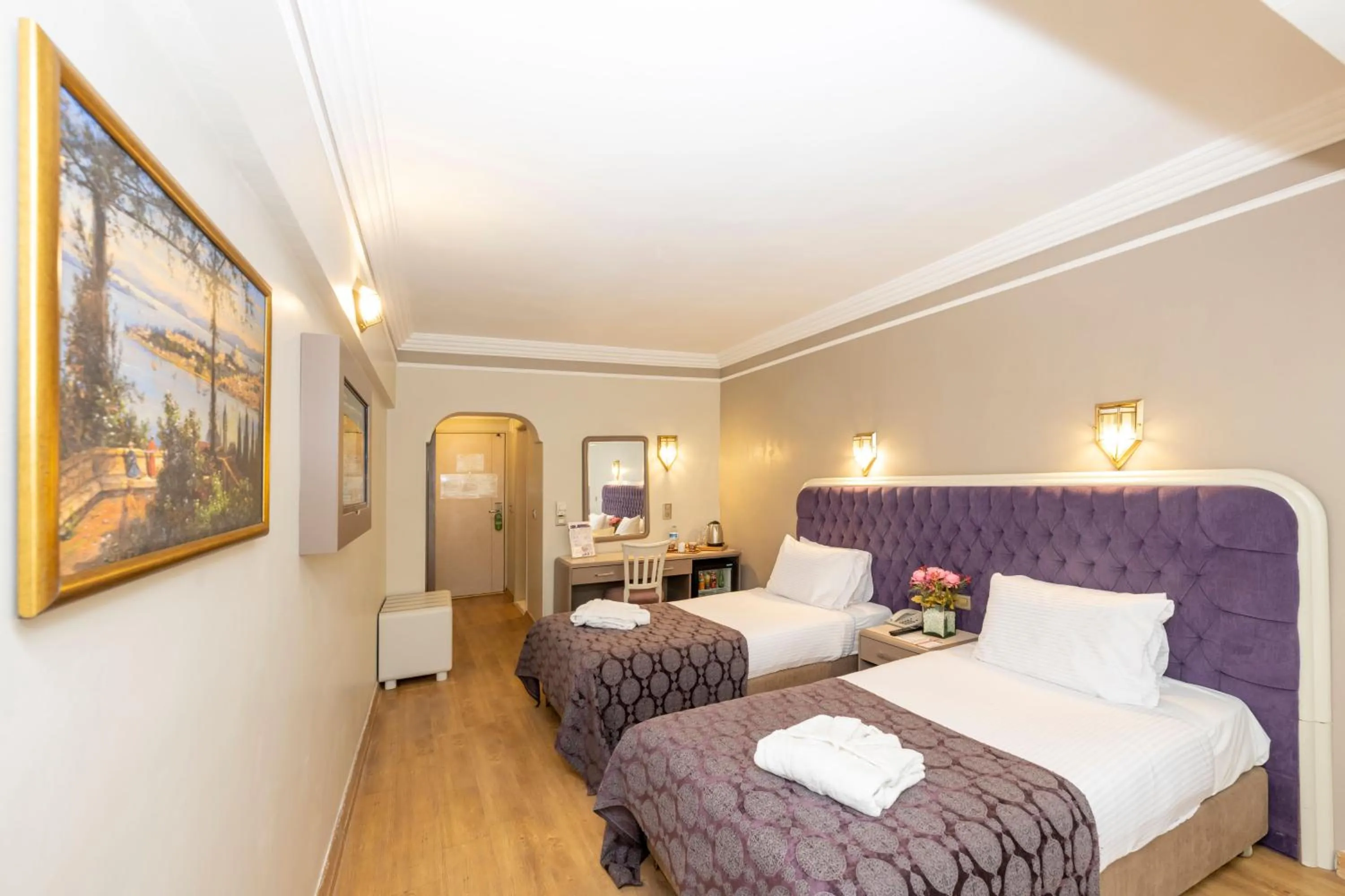 Photo of the whole room, Bed in Grand Anka Hotel