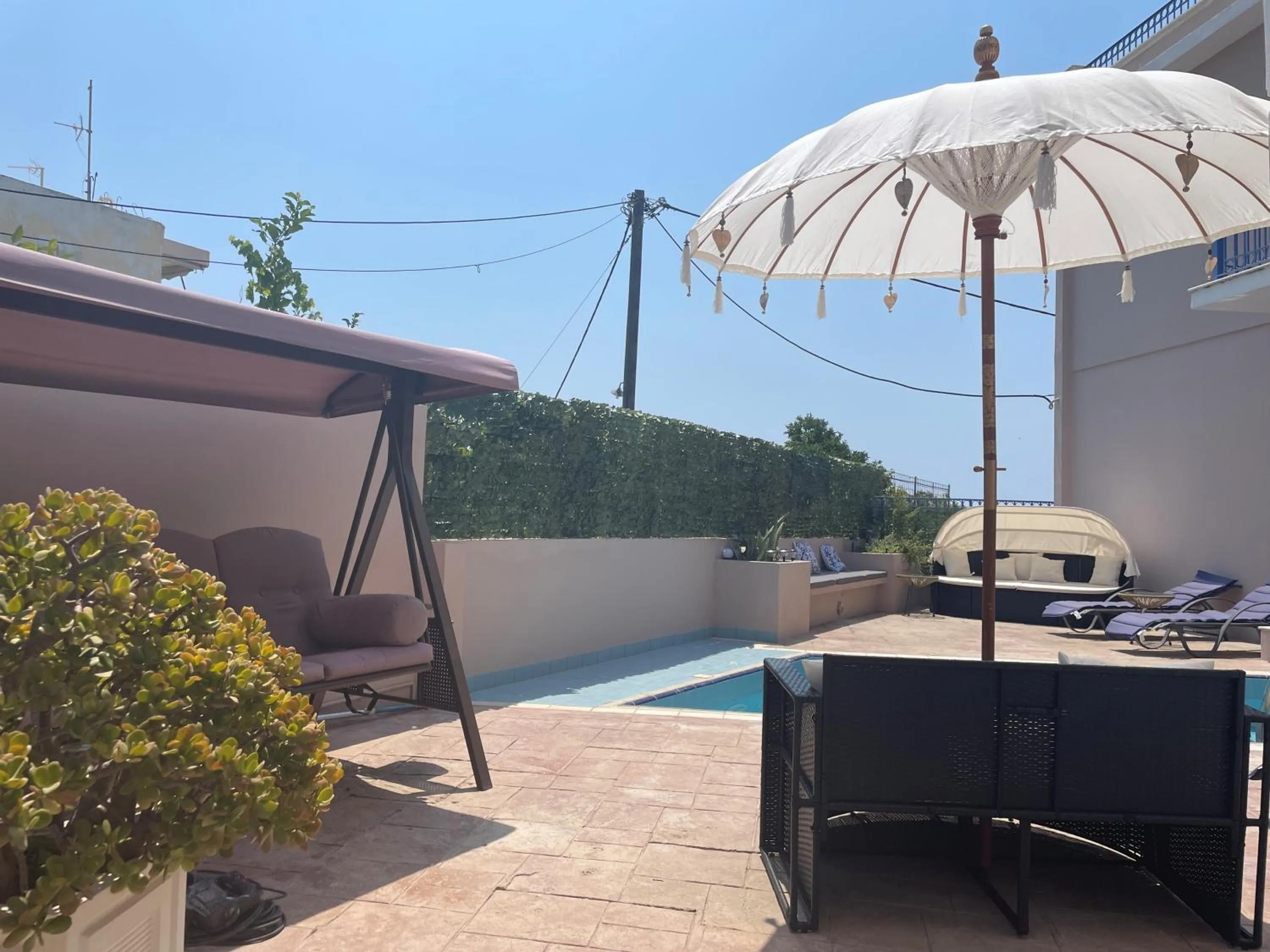 Swimming pool in Hotel Kourkoumelata