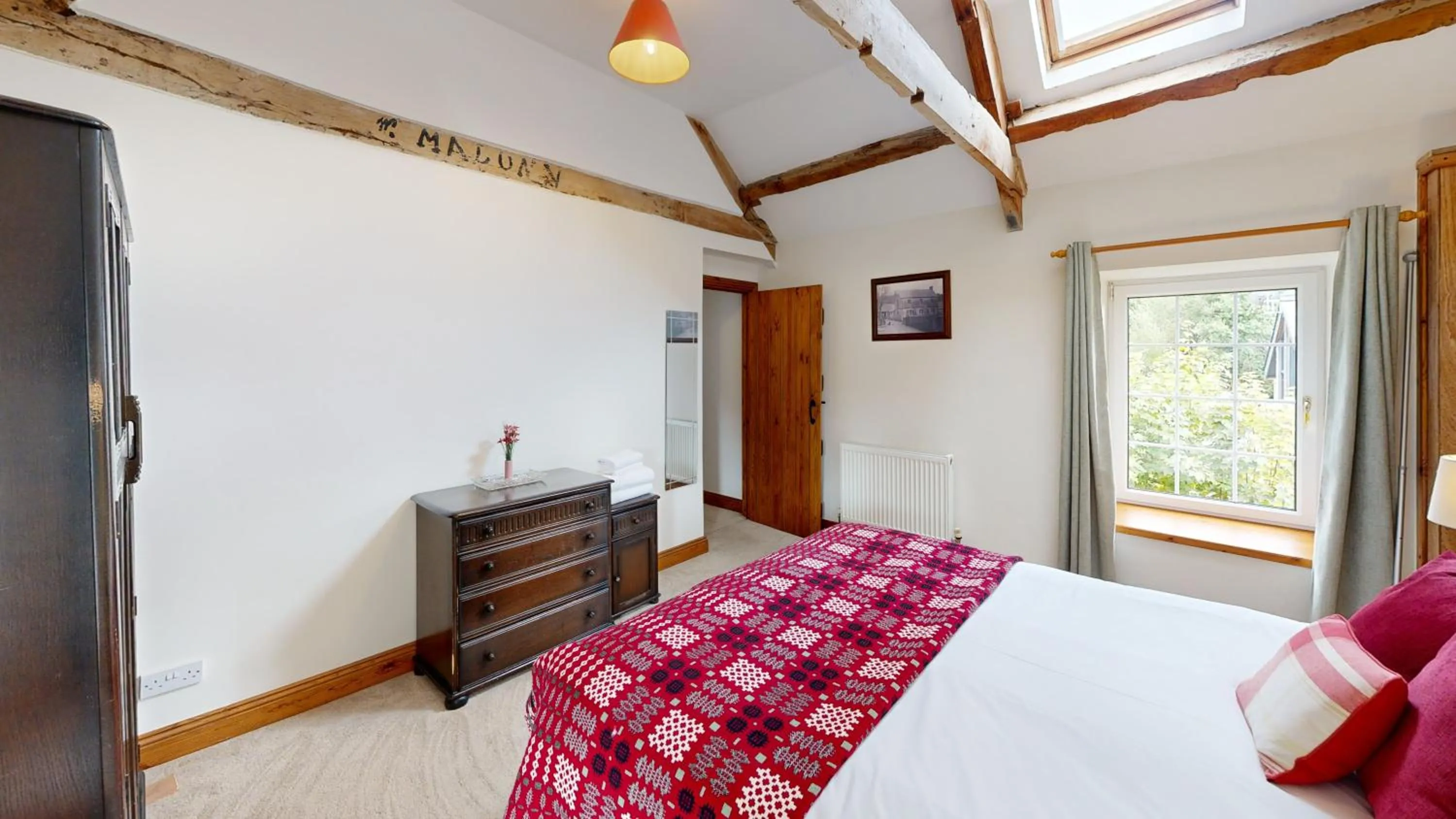 Bed in Swansea Valley Holiday Cottages