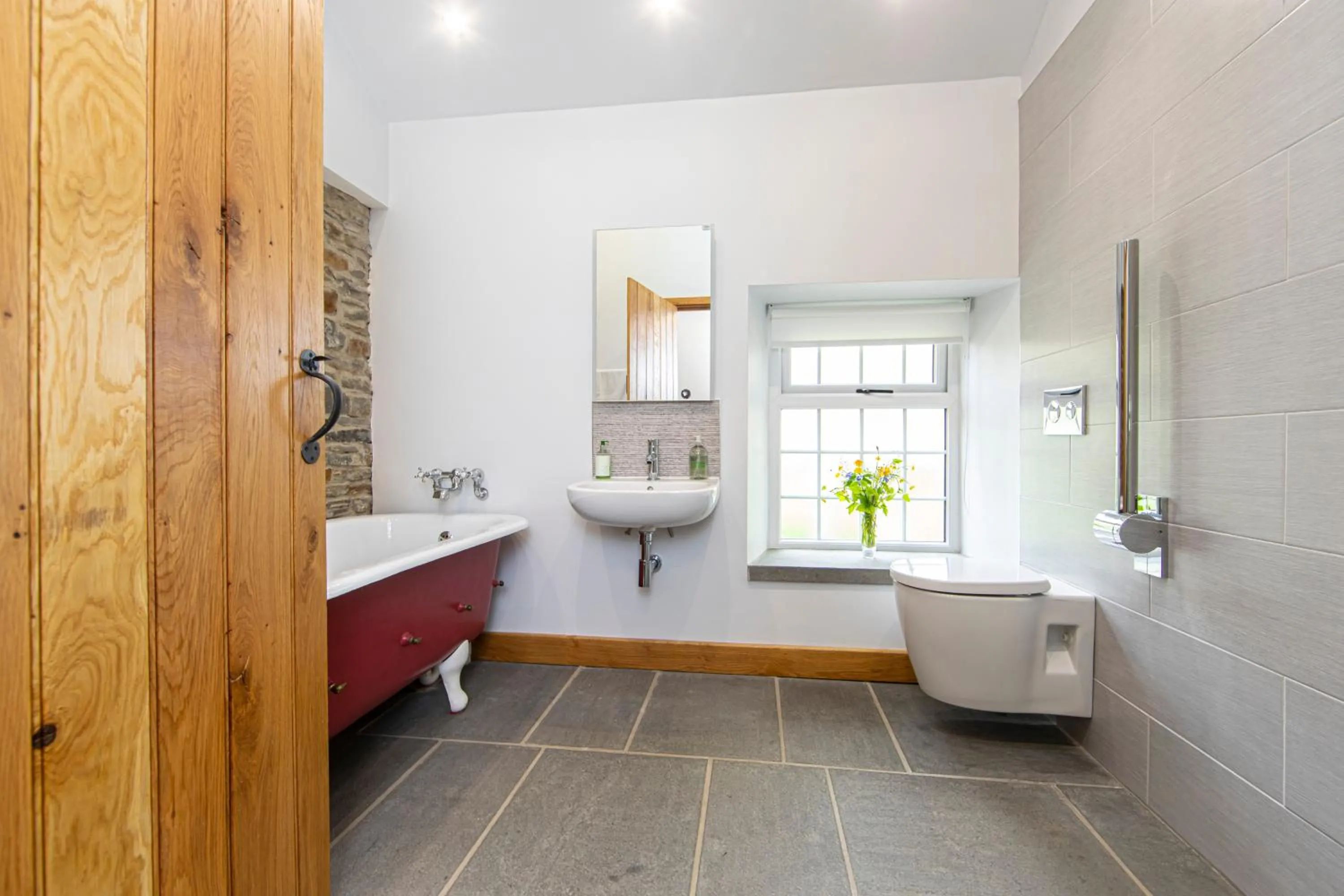 Toilet in Swansea Valley Holiday Cottages