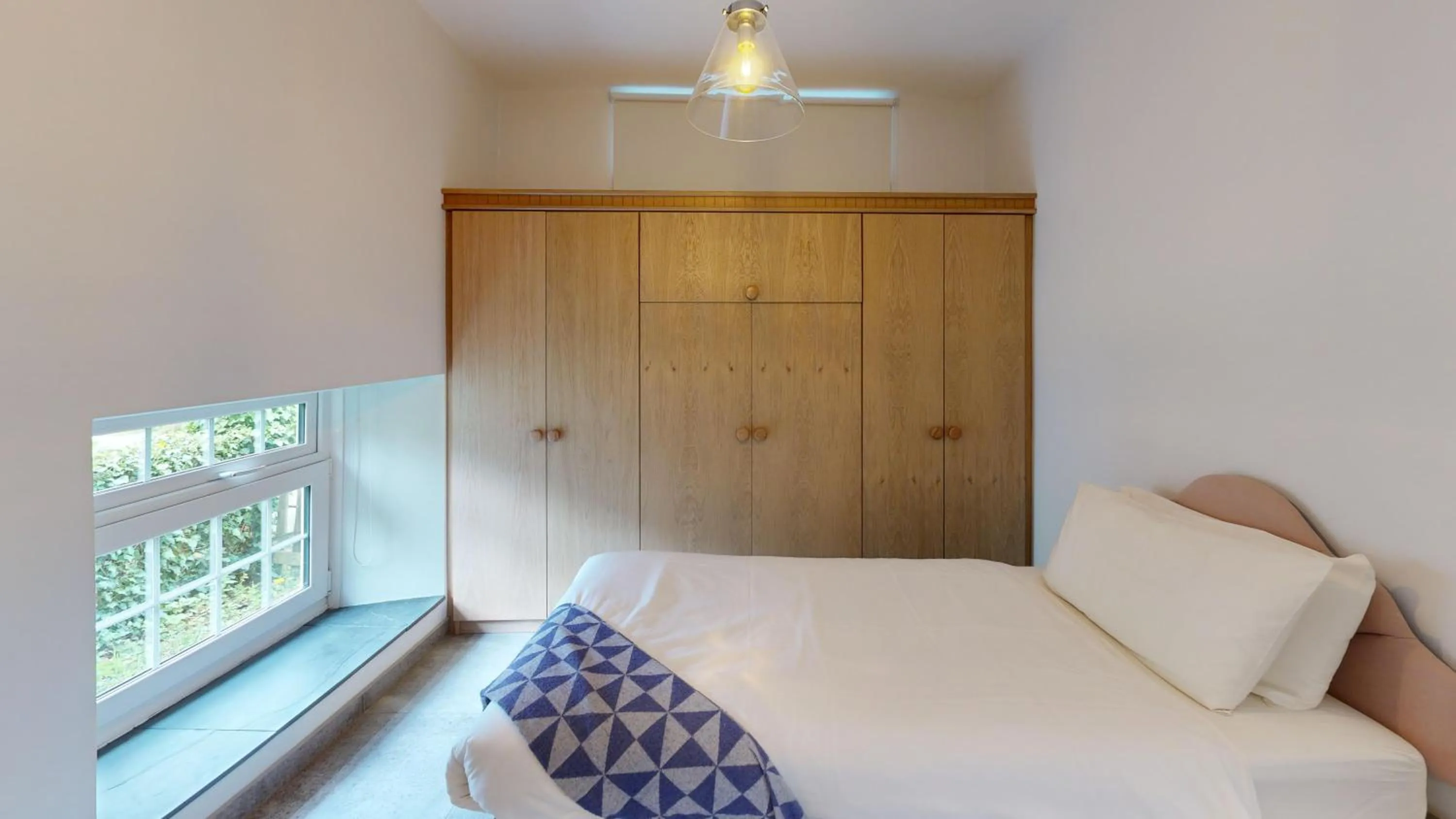 Bedroom, Bed in Swansea Valley Holiday Cottages