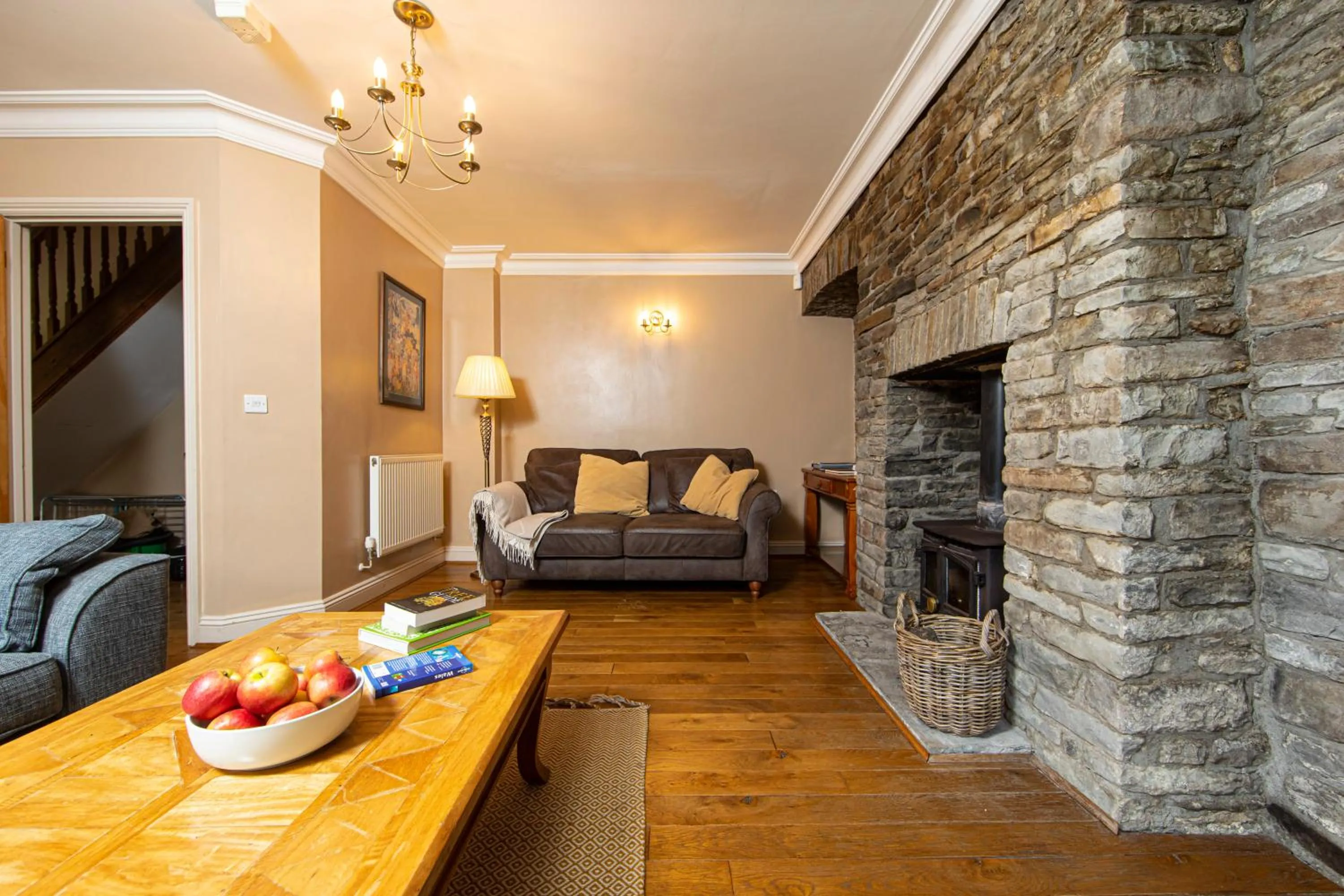 Lounge or bar in Swansea Valley Holiday Cottages