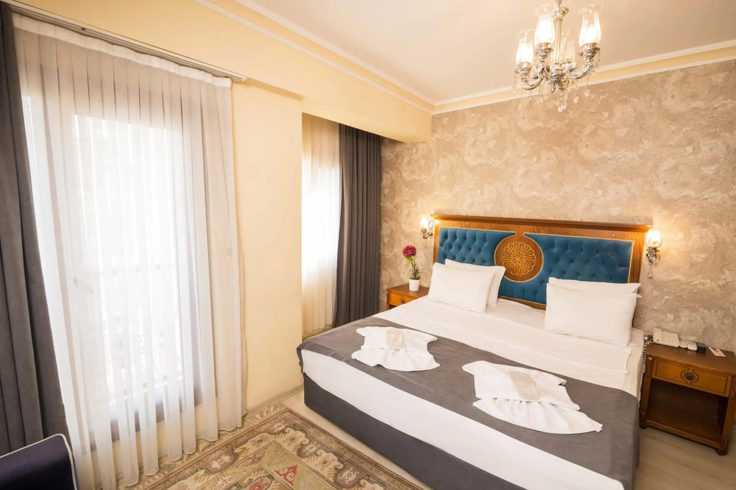 Photo of the whole room, Bed in A'la Sofia Hotel İstanbul Photo of the whole room, Bed in A'la Sofia Hotel İstanbul