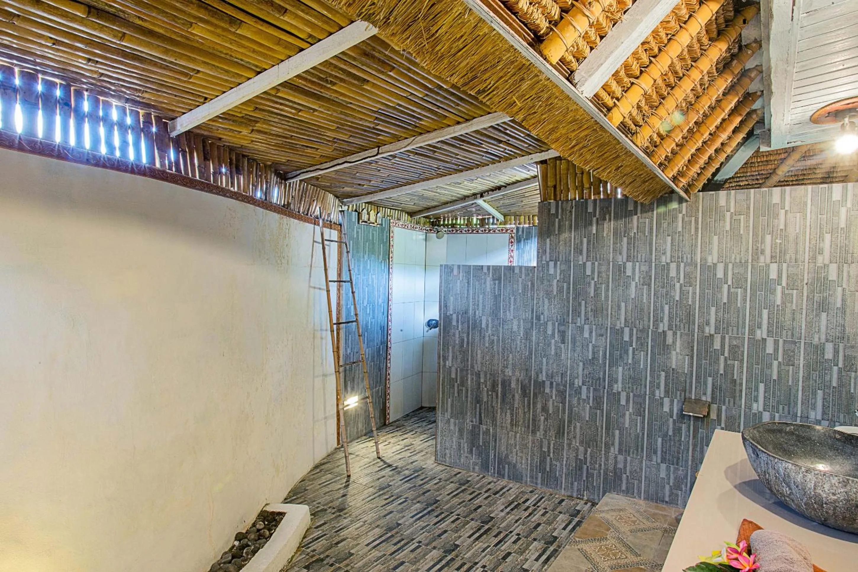 Bathroom in Naturale Villas